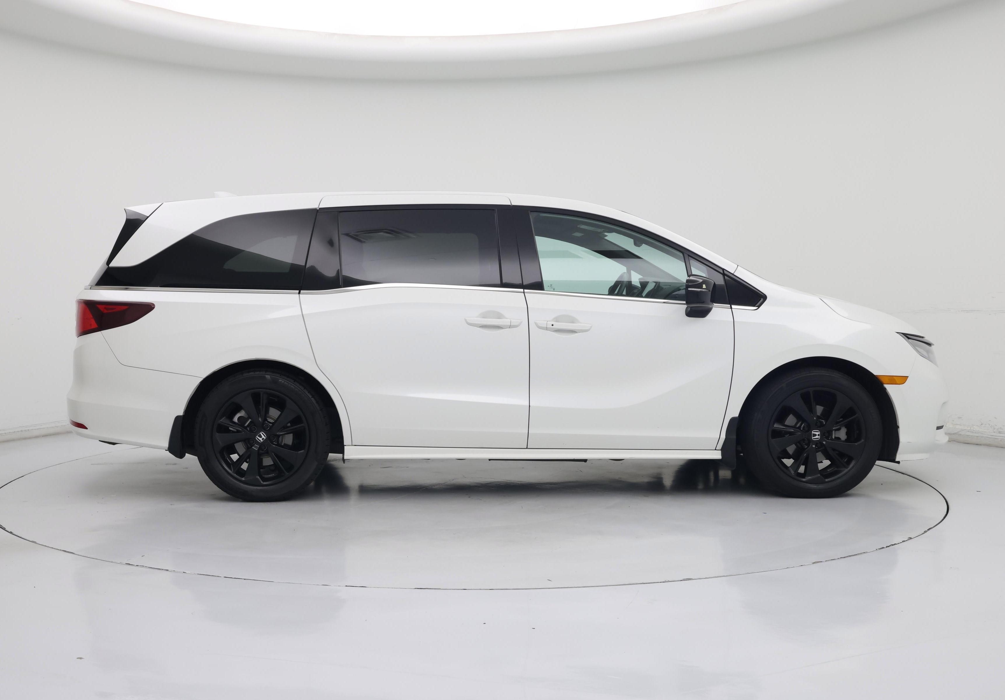 Thumbnail: 2023 Honda Odyssey - 7