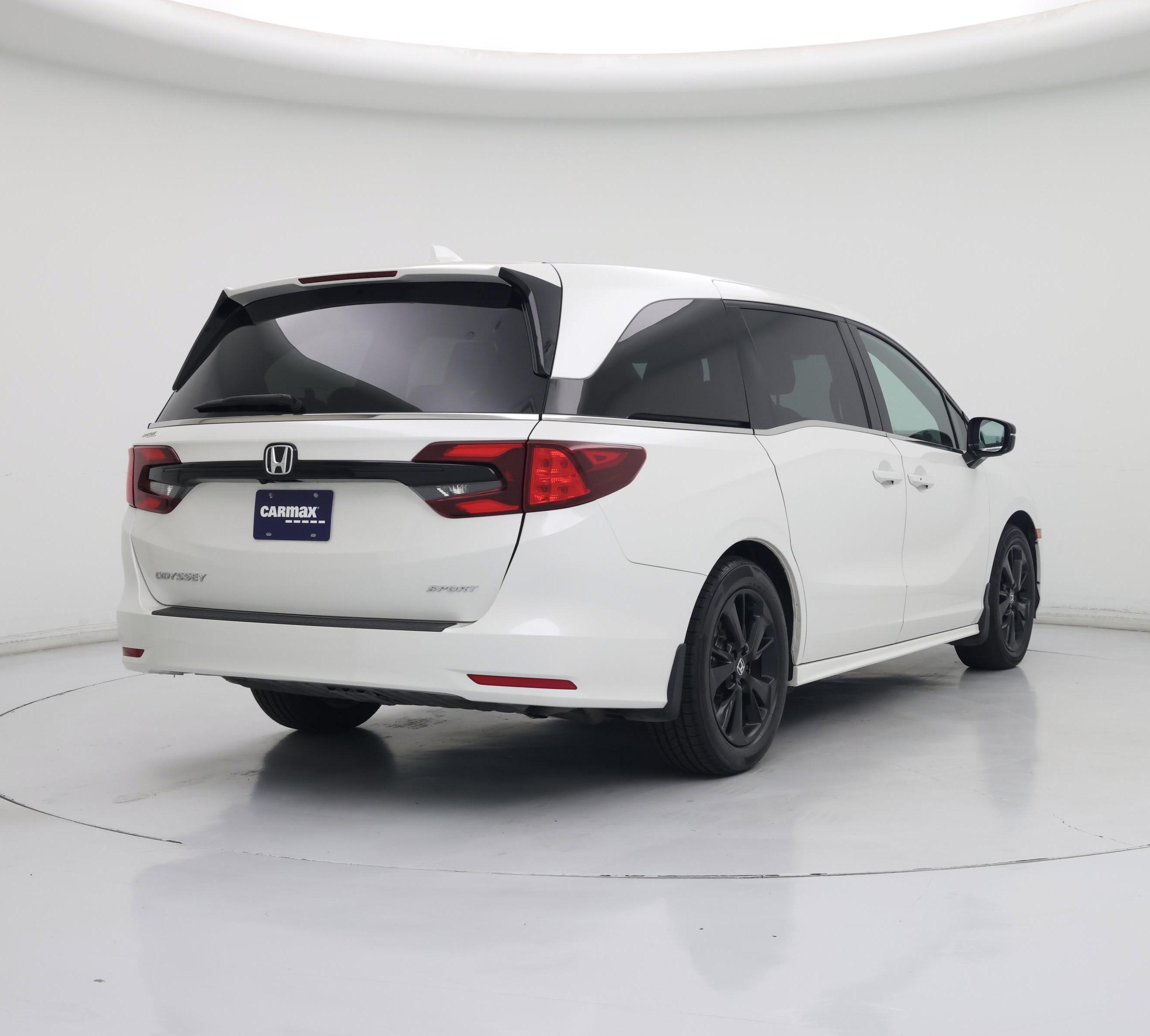 Thumbnail: 2023 Honda Odyssey - 8
