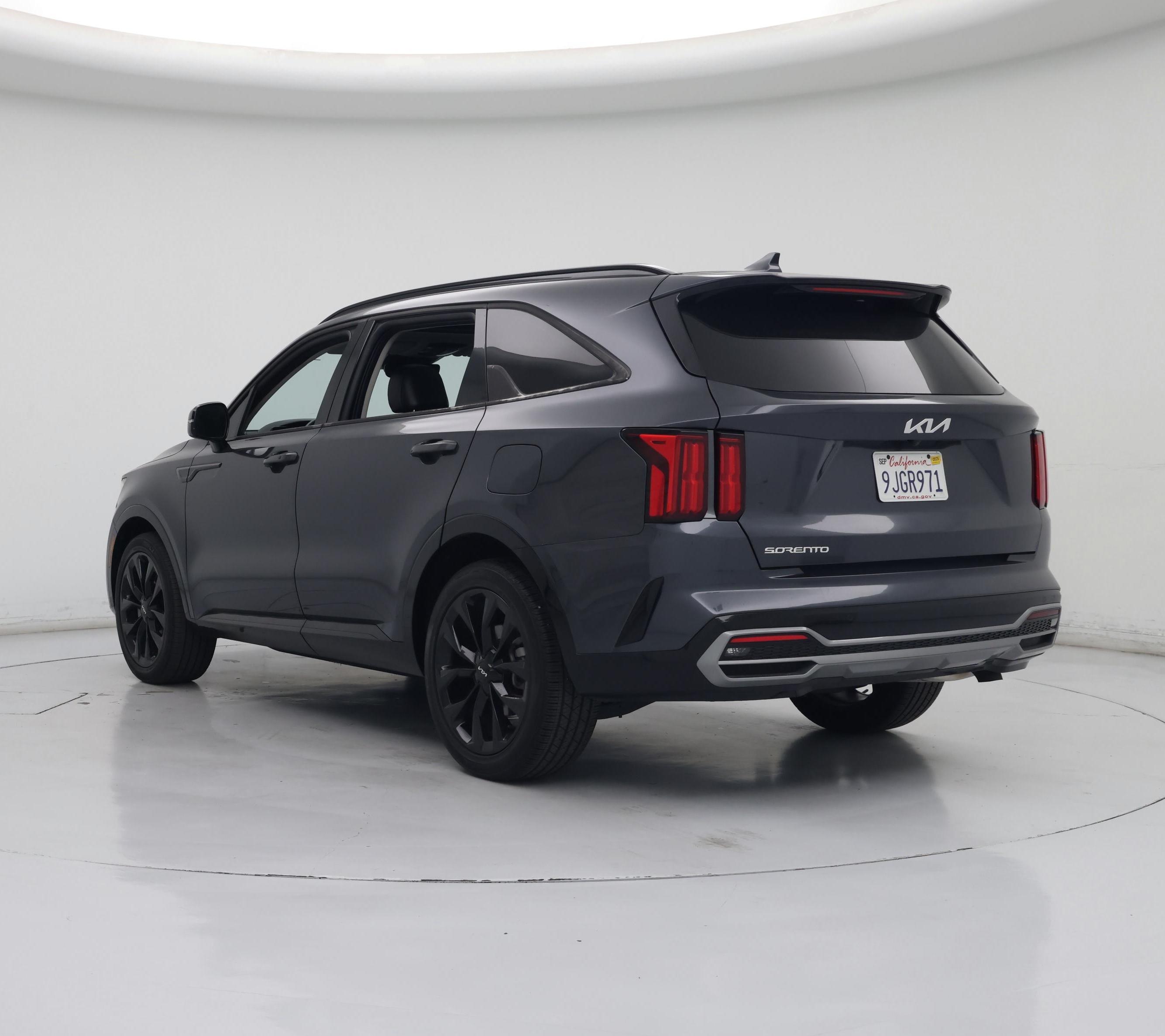 Thumbnail: 2023 Kia Sorento - 2