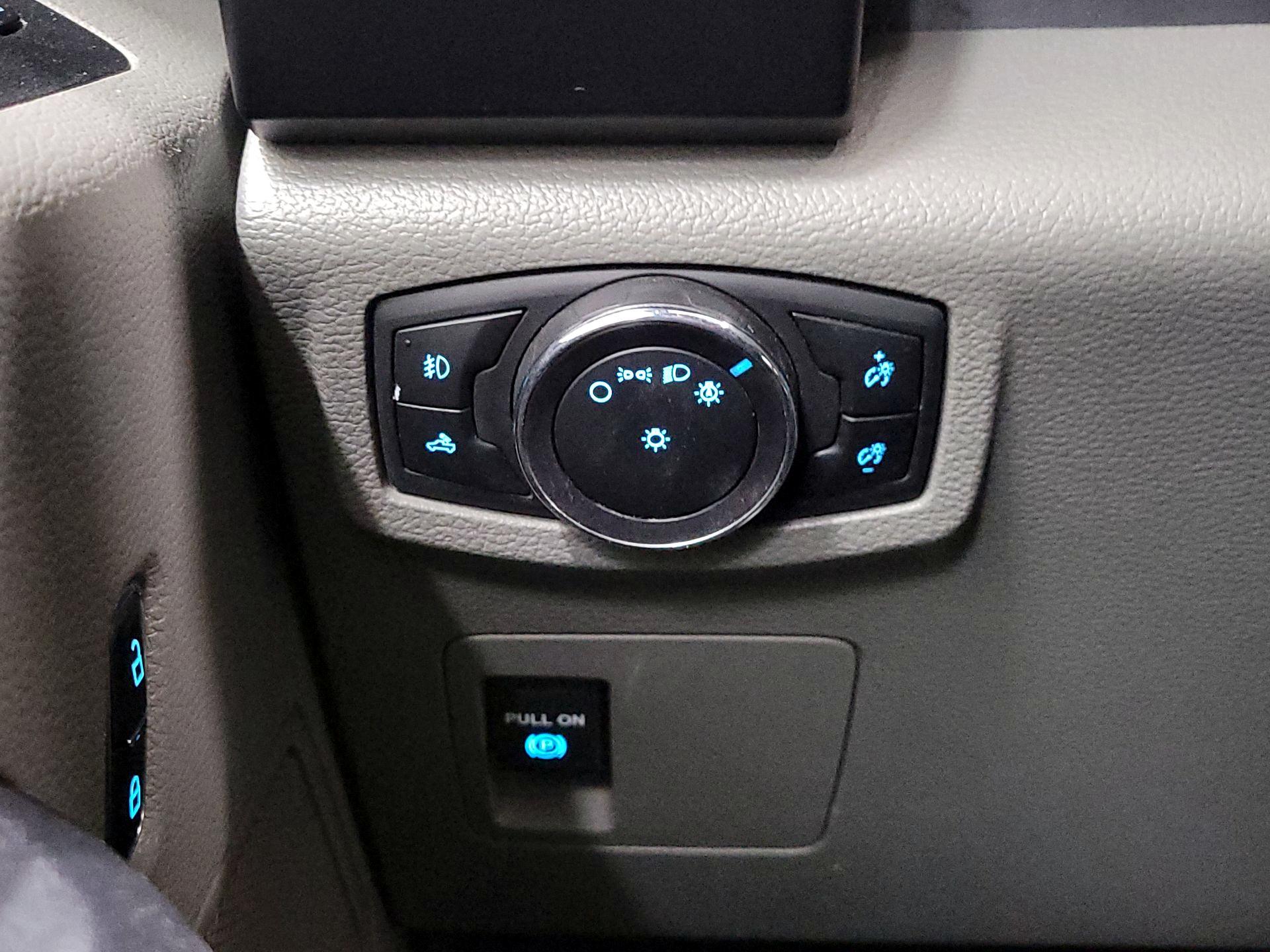 Thumbnail: 2020 Ford F-150 - 13