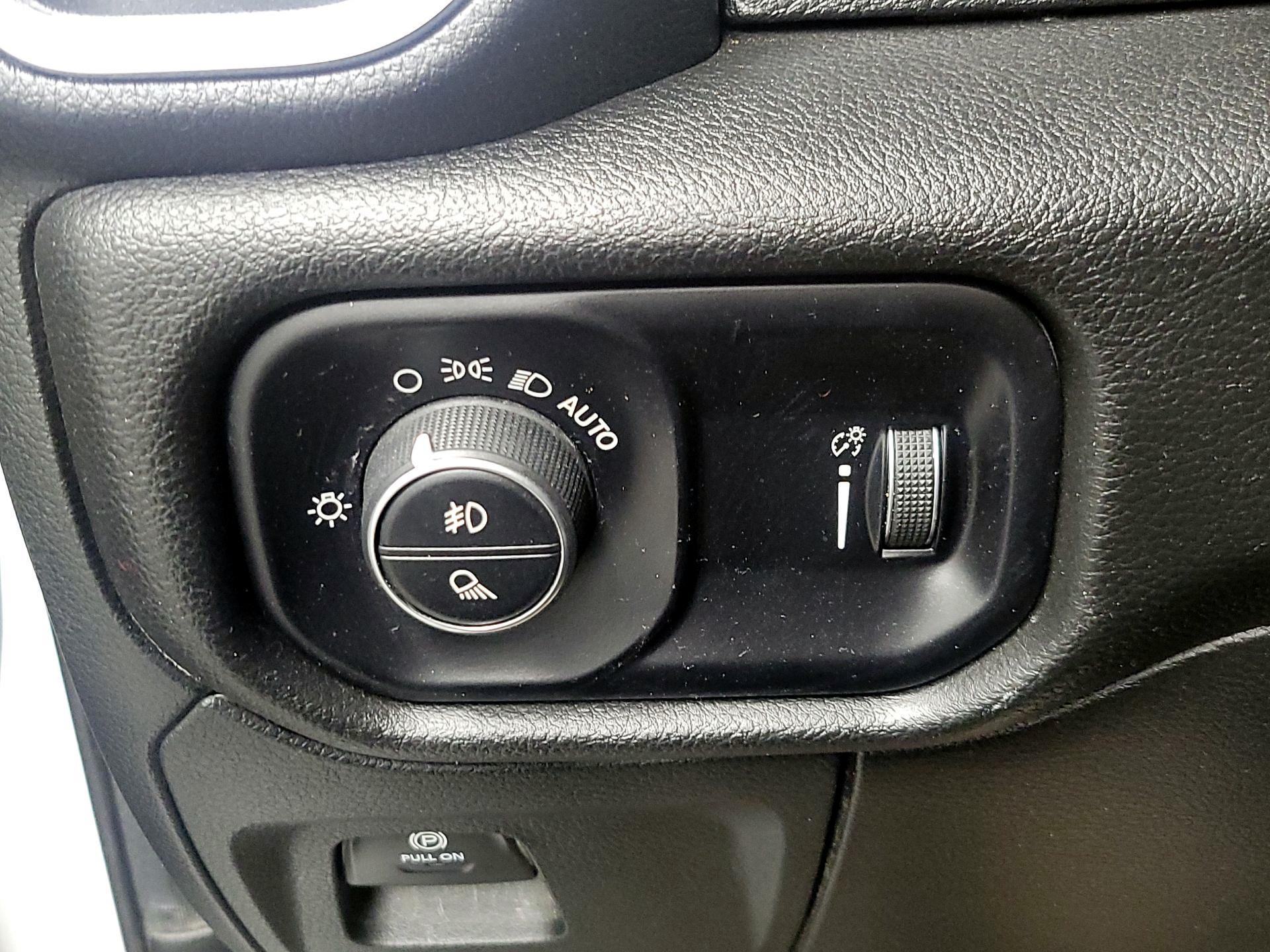 Thumbnail: 2024 RAM 1500 - 13