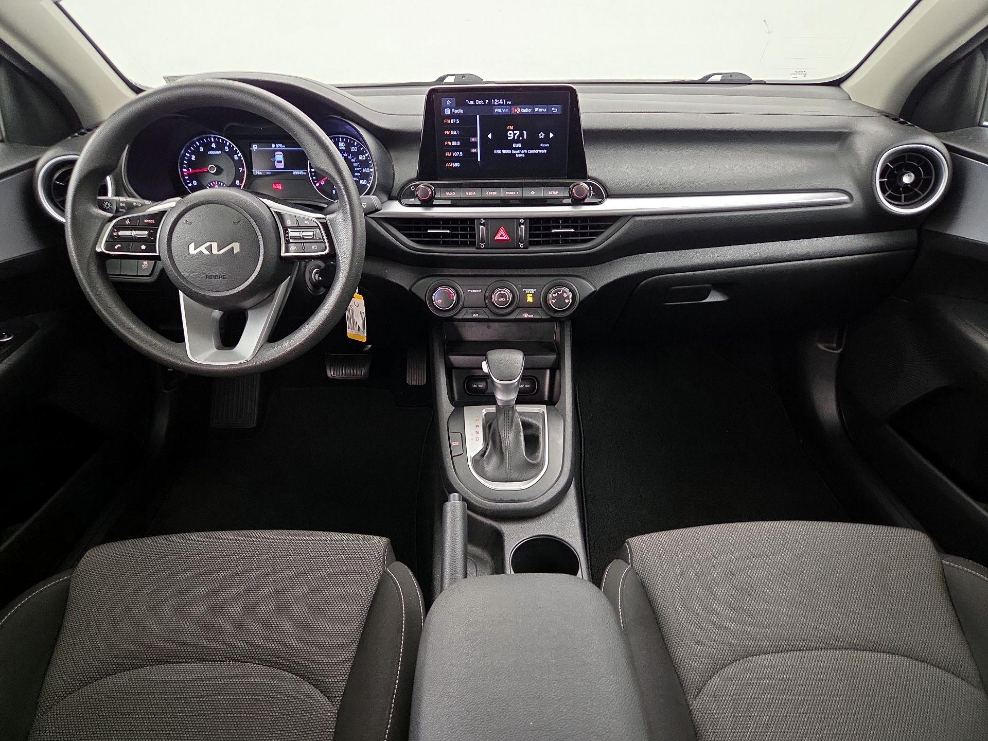 Thumbnail: 2023 Kia Forte - 9