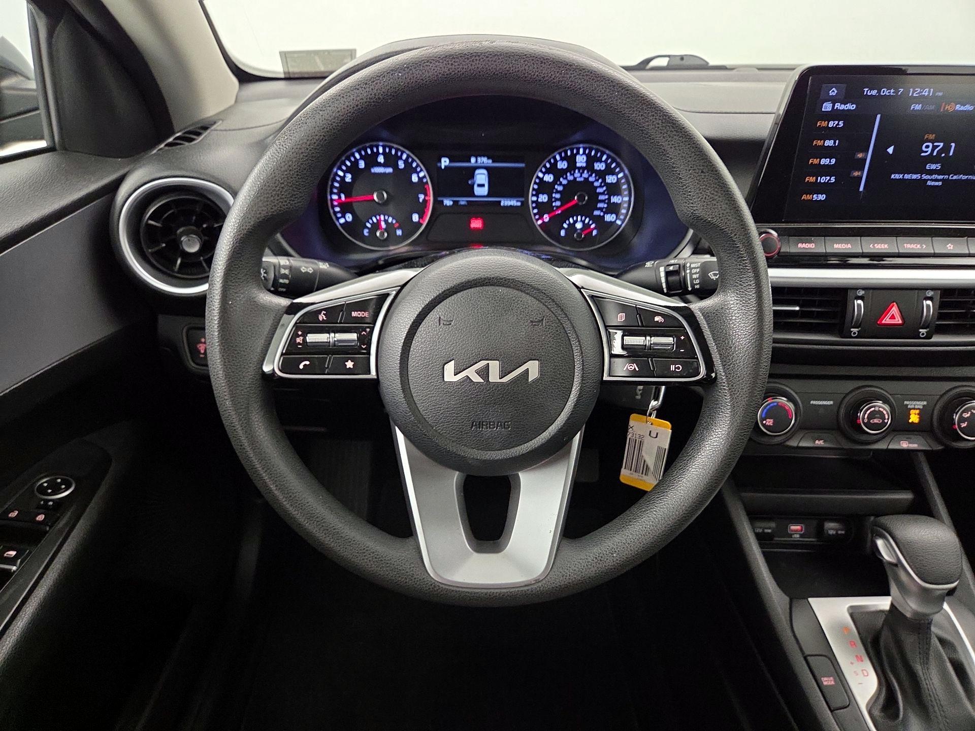 Thumbnail: 2023 Kia Forte - 10