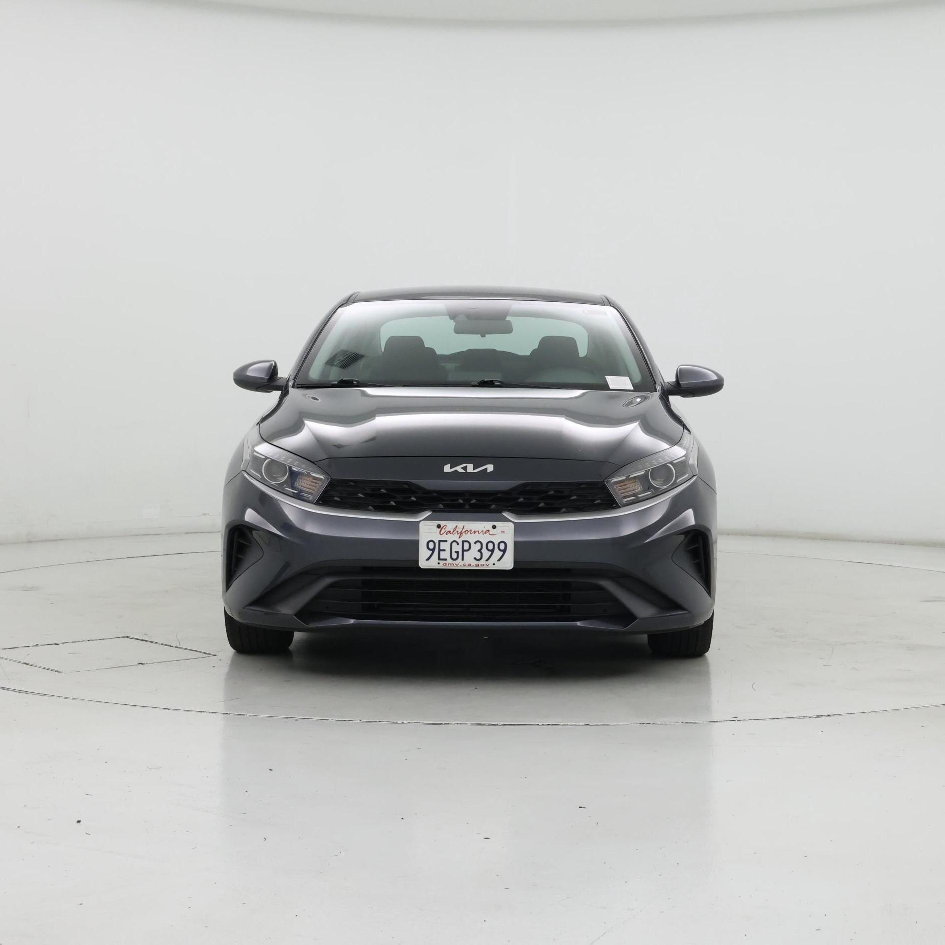 Thumbnail: 2023 Kia Forte - 5
