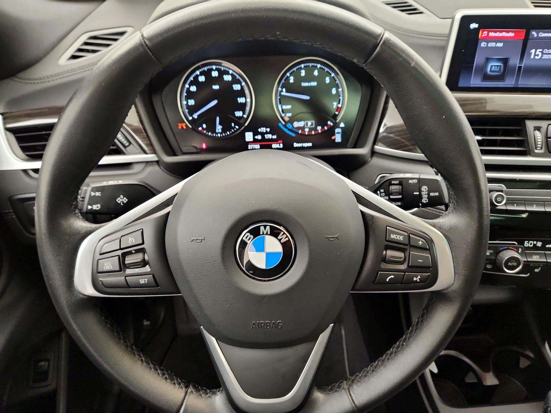 Thumbnail: 2023 BMW X2 - 10