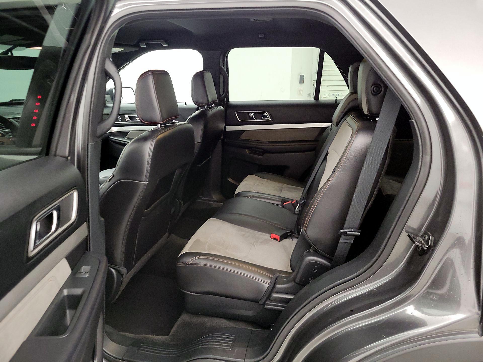 Thumbnail: 2017 Ford Explorer - 17