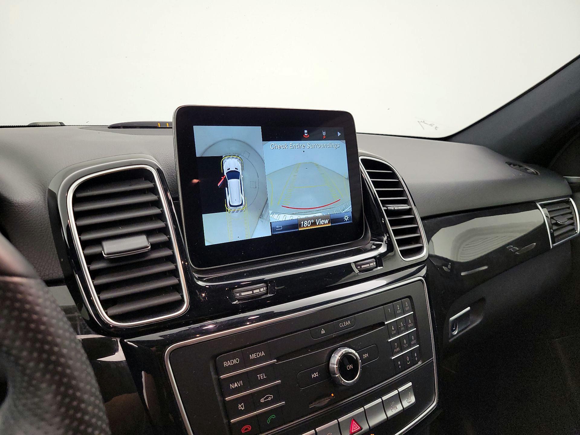 Thumbnail: 2017 Mercedes-Benz GLE - 14