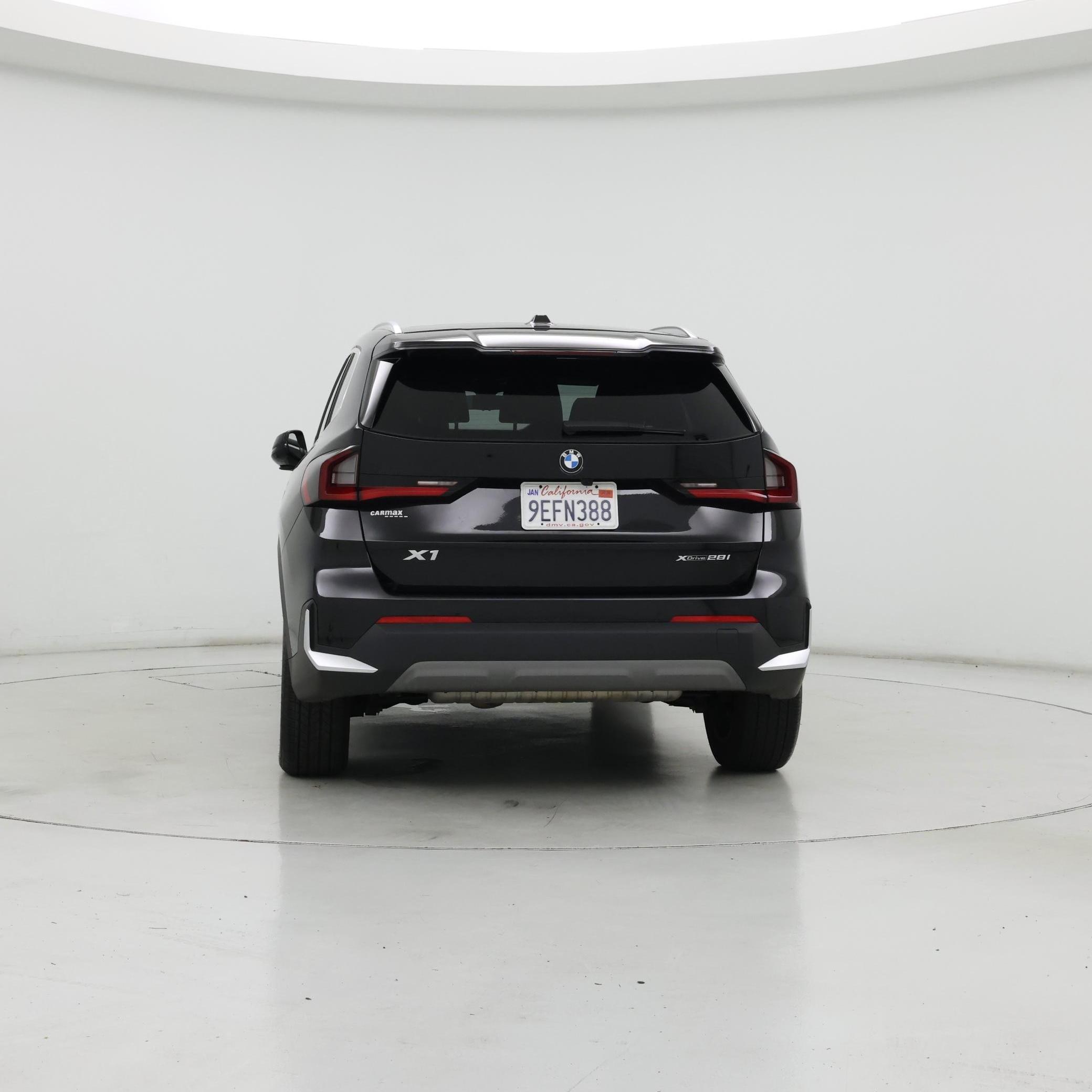 Thumbnail: 2023 BMW X1 - 6