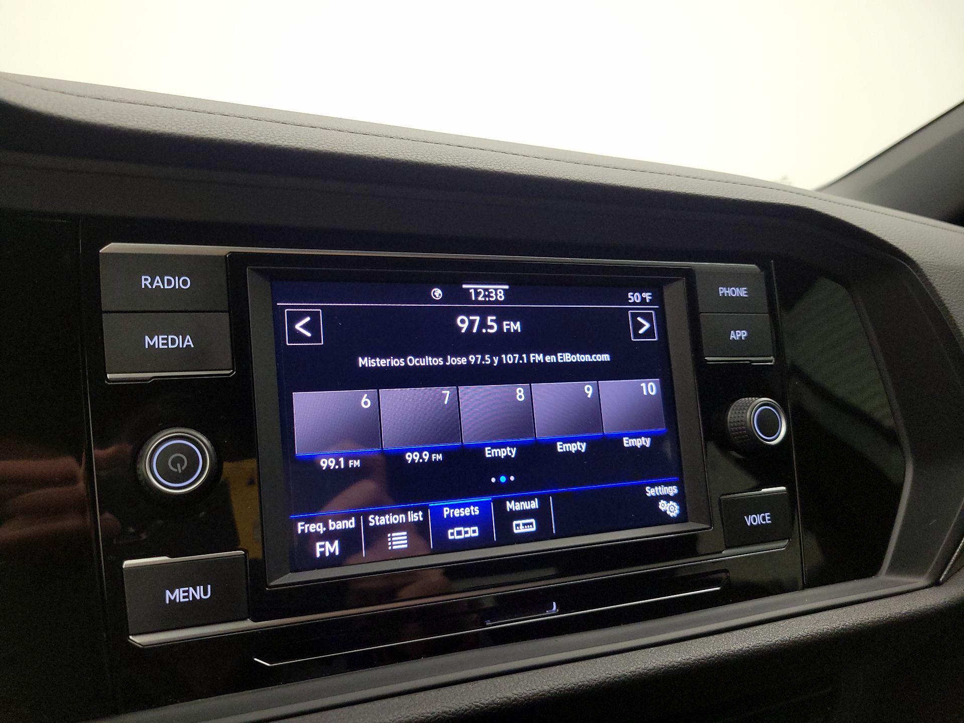 Thumbnail: 2024 Volkswagen Jetta - 15