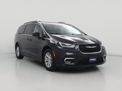 Black 2022 Chrysler Pacifica Touring L