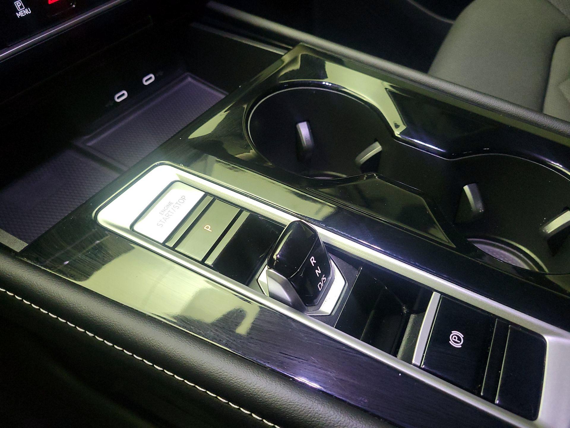 Thumbnail: 2024 Volkswagen Atlas - 15