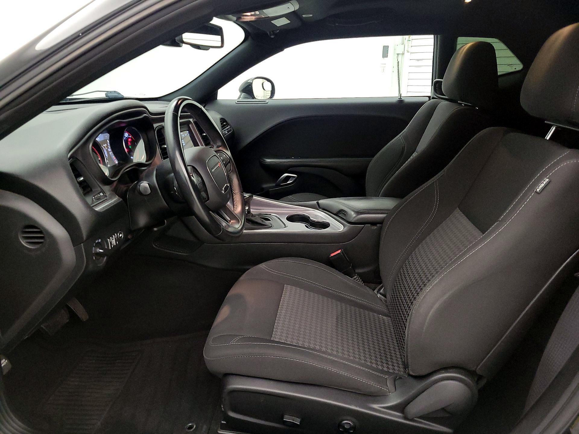 Thumbnail: 2019 Dodge Challenger - 11