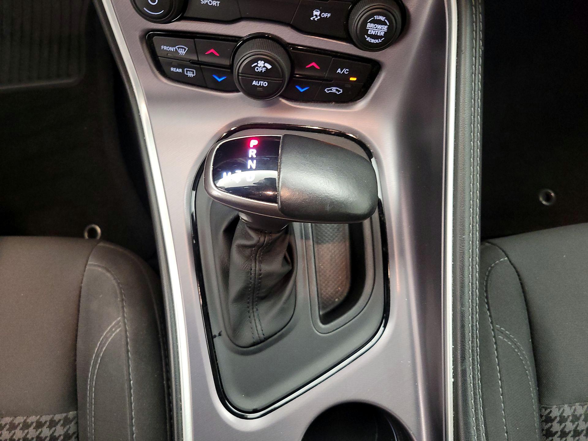 Thumbnail: 2019 Dodge Challenger - 17