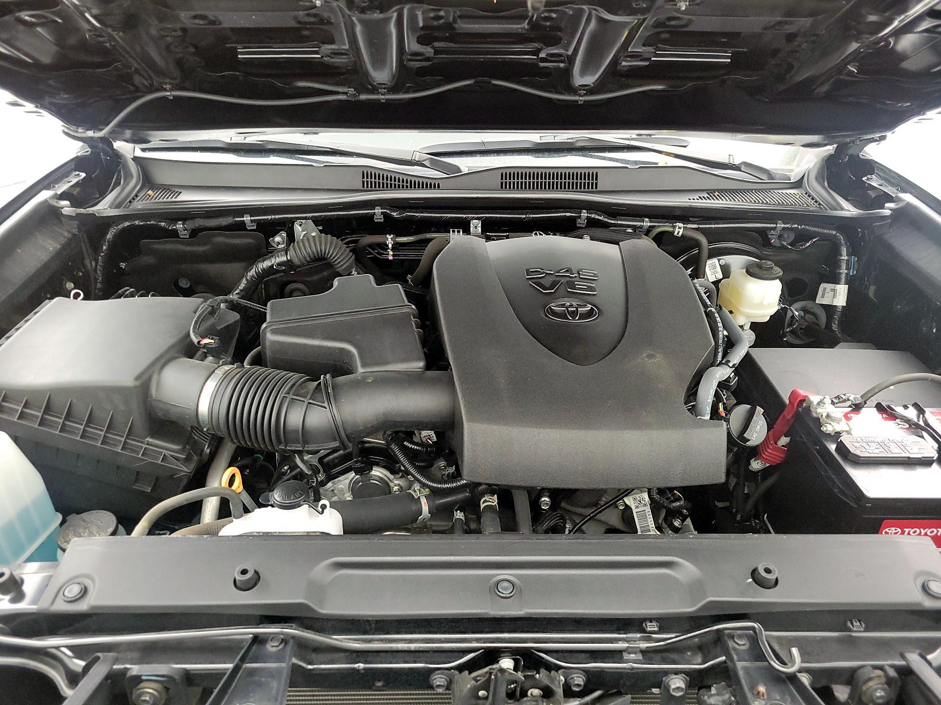 Thumbnail: 2023 Toyota Tacoma - 18