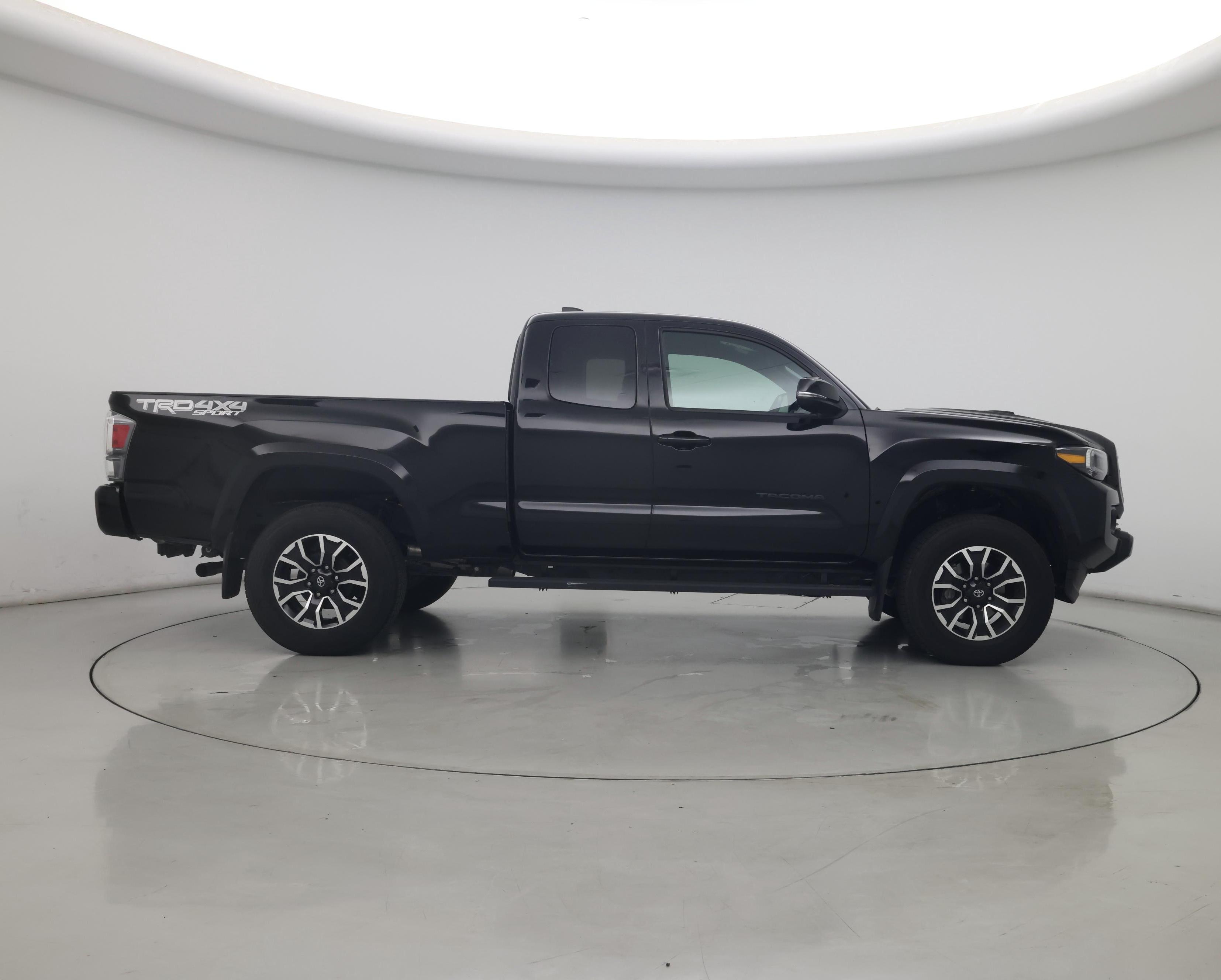 Thumbnail: 2023 Toyota Tacoma - 7