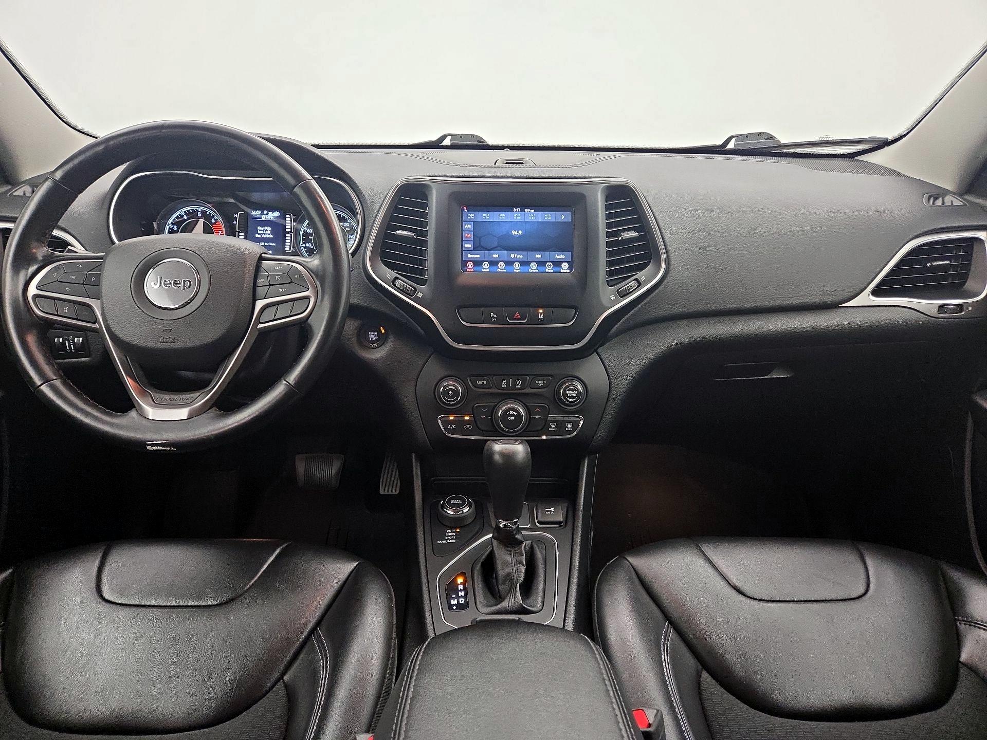 Thumbnail: 2021 Jeep Cherokee - 9