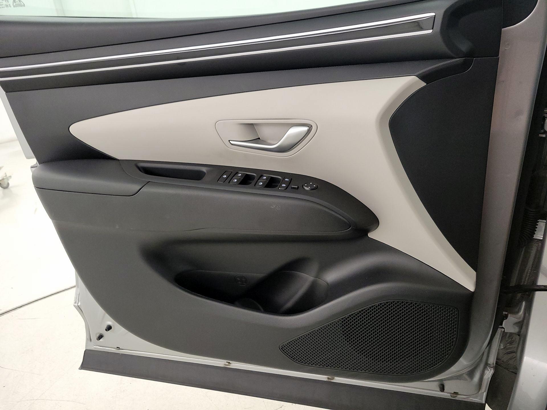 Thumbnail: 2023 Hyundai Tucson - 12