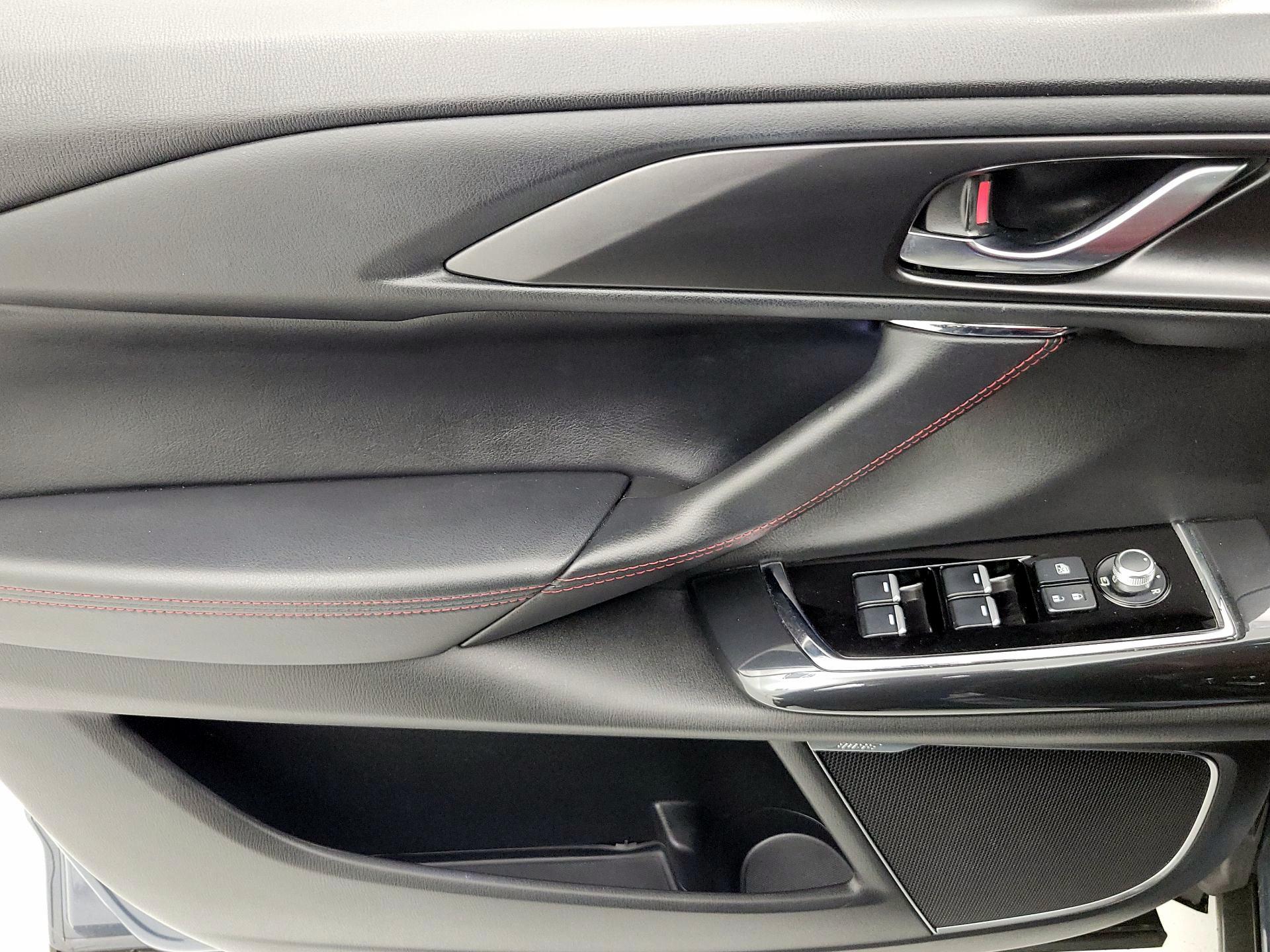 Thumbnail: 2022 Mazda CX-9 - 12
