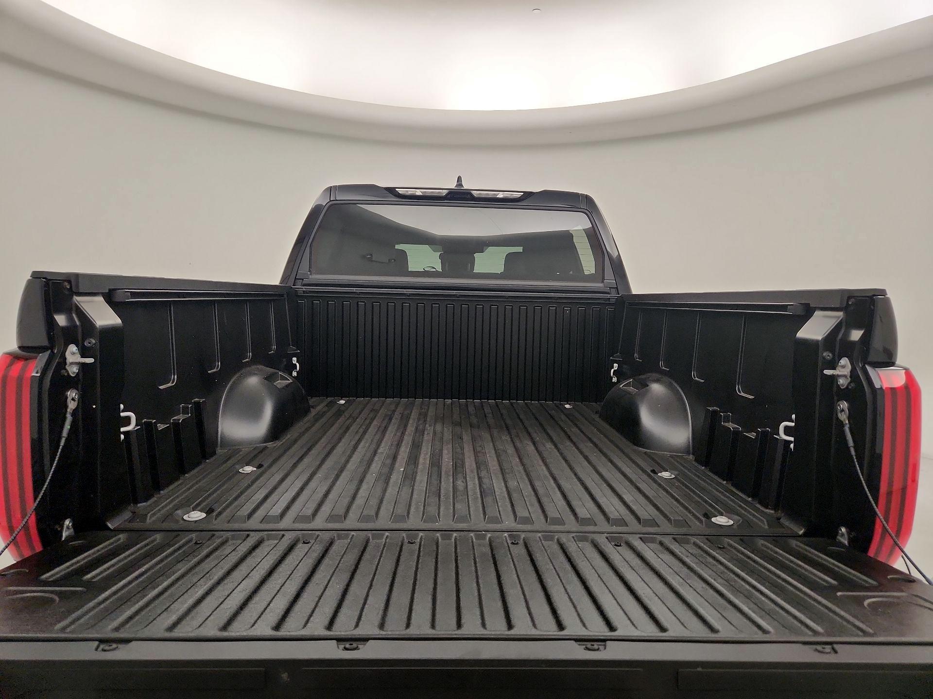 Thumbnail: 2024 Toyota Tundra - 20