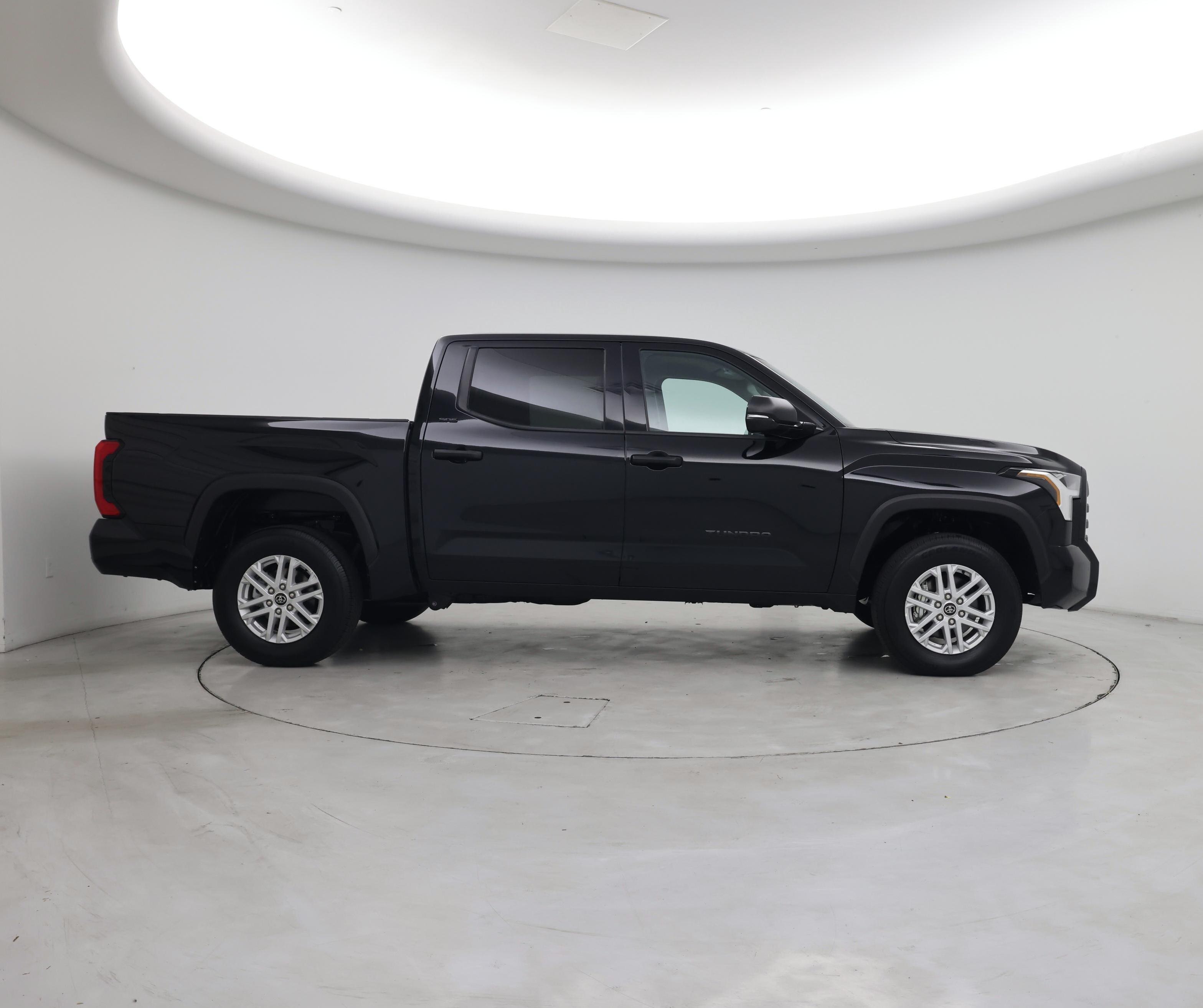 Thumbnail: 2024 Toyota Tundra - 7