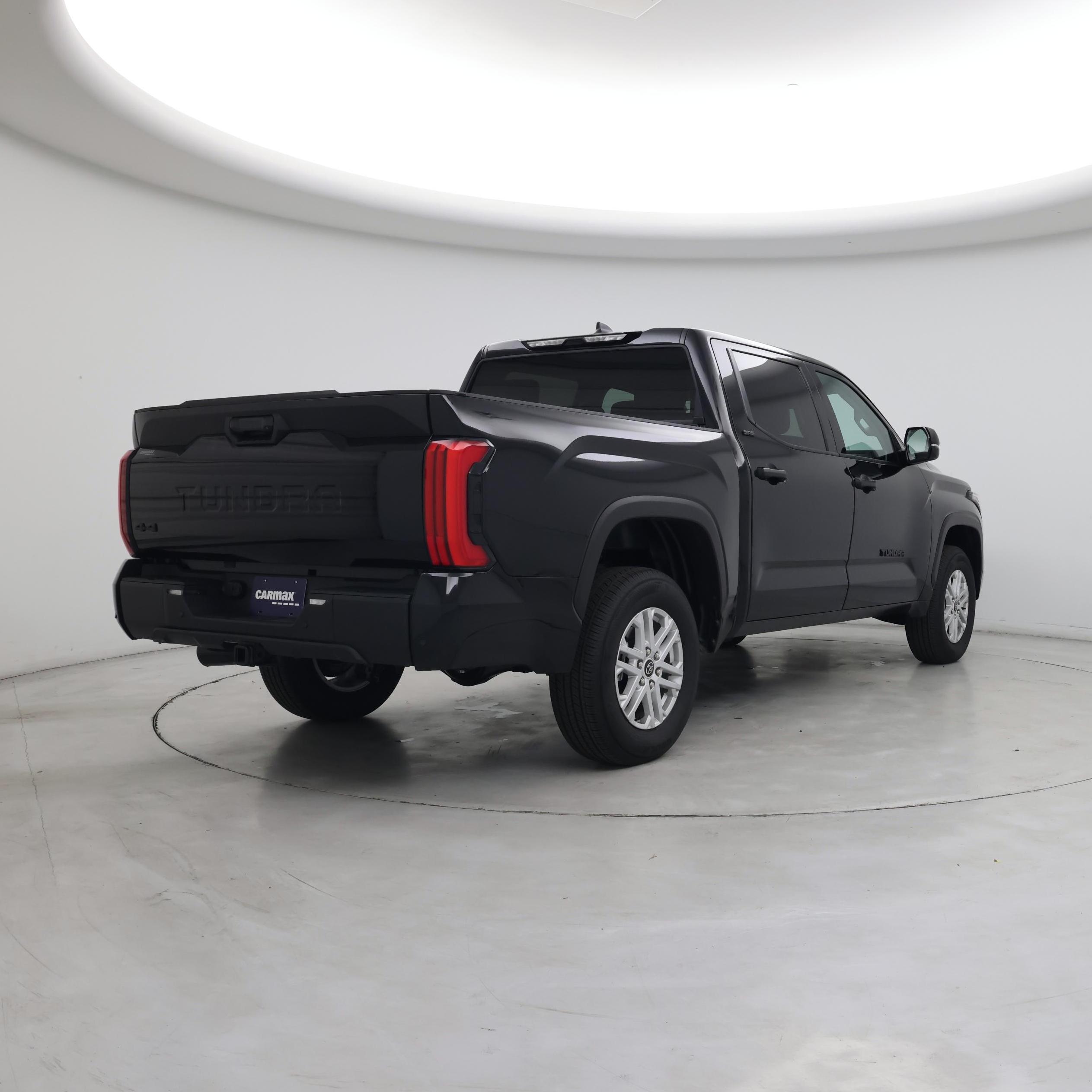 Thumbnail: 2024 Toyota Tundra - 8