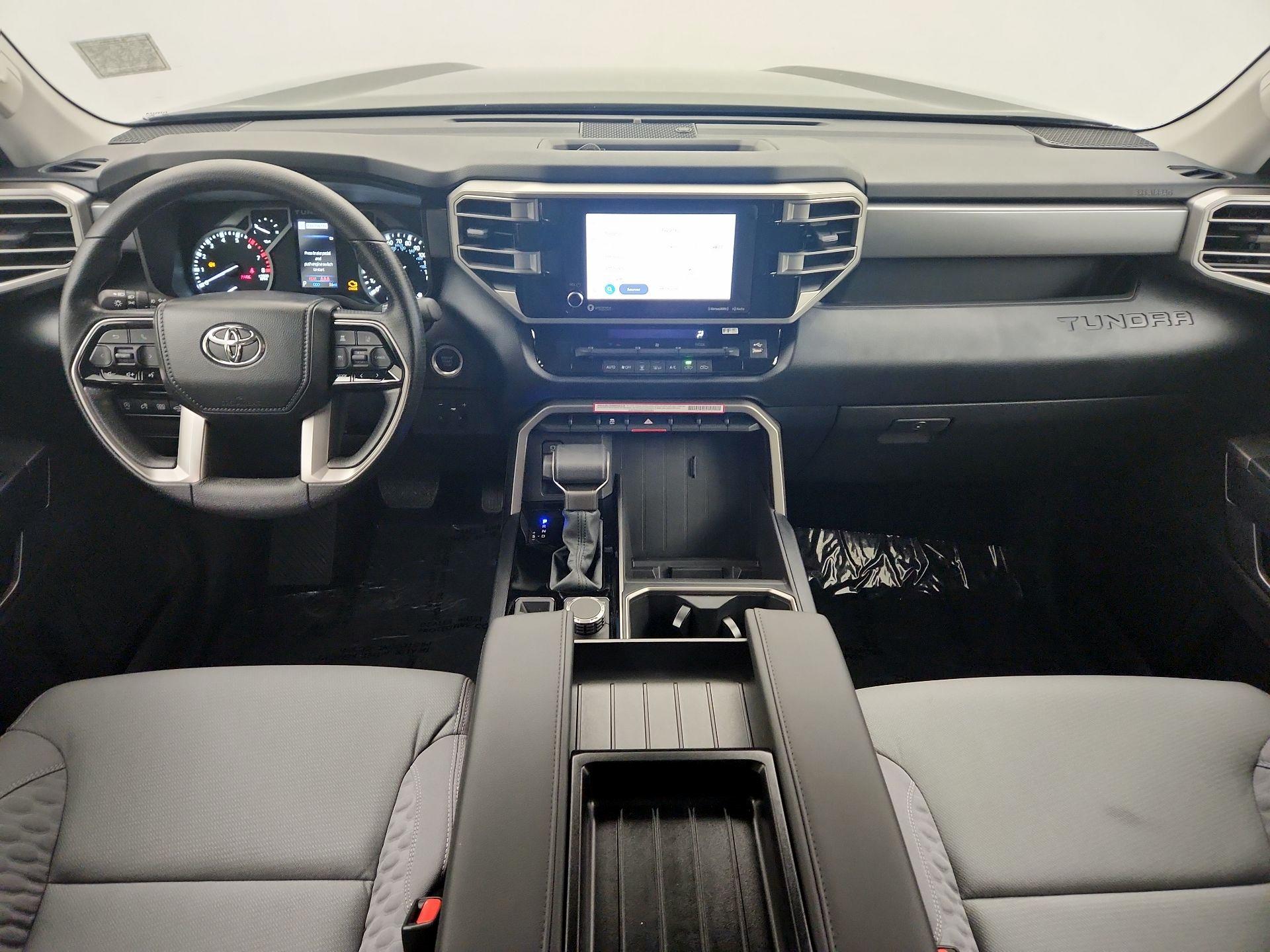 Thumbnail: 2024 Toyota Tundra - 9