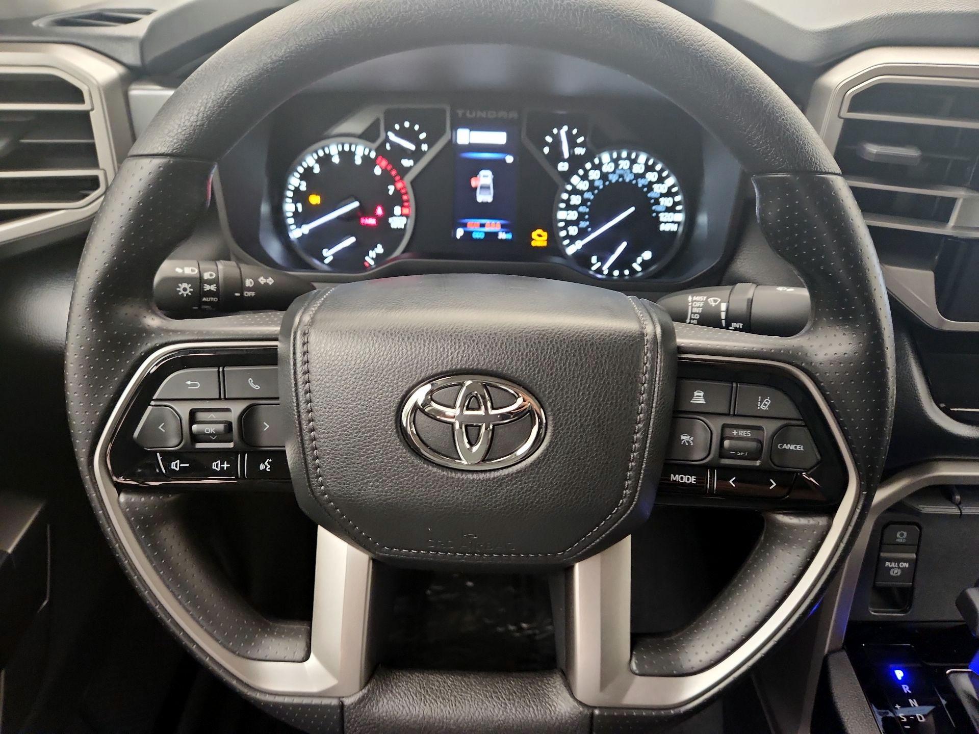 Thumbnail: 2024 Toyota Tundra - 10