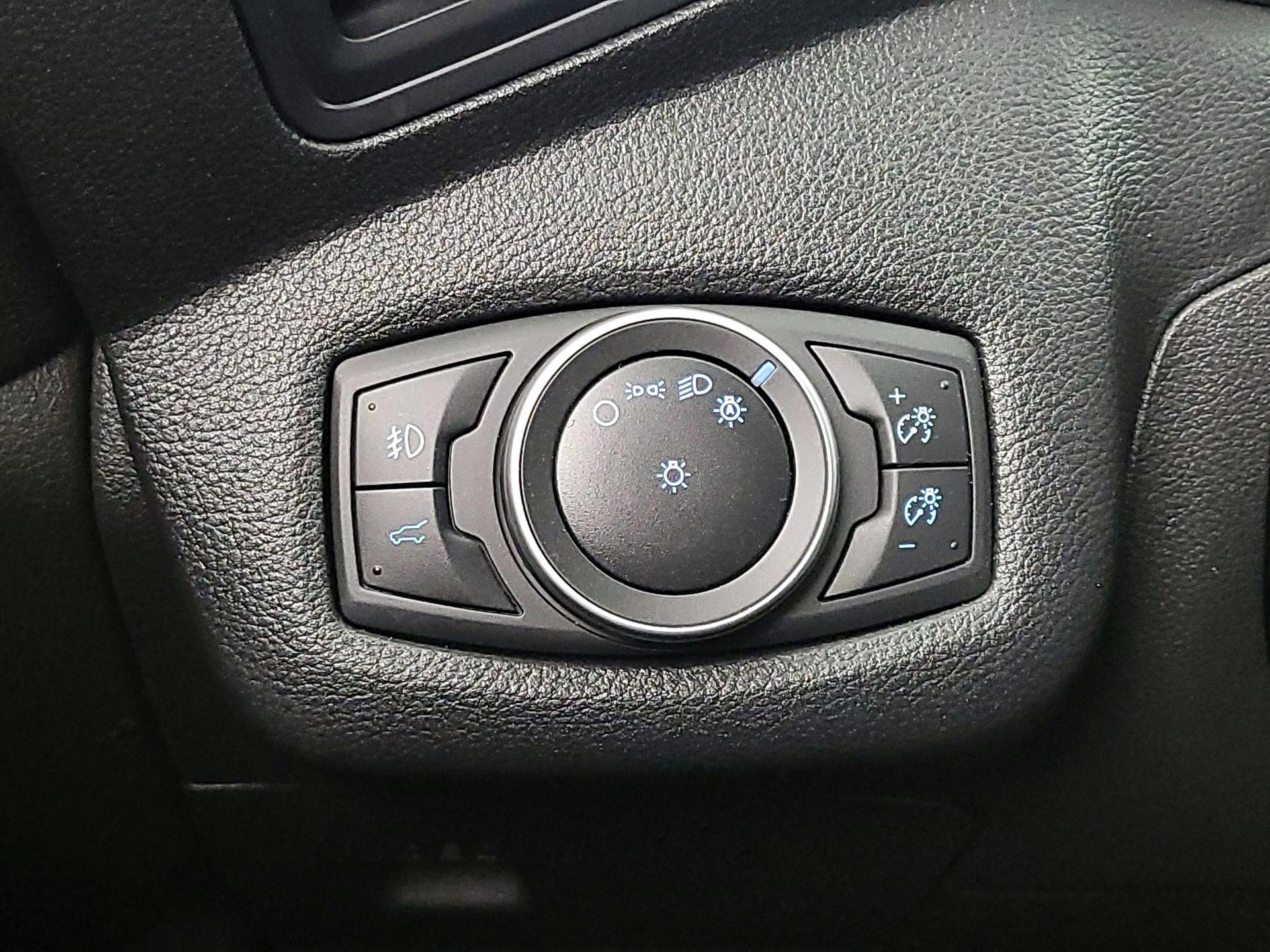 Thumbnail: 2018 Ford Escape - 13