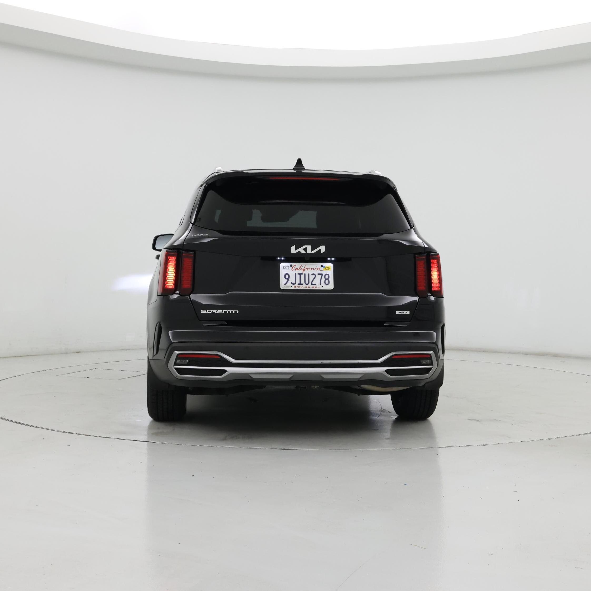 Thumbnail: 2023 Kia Sorento - 6