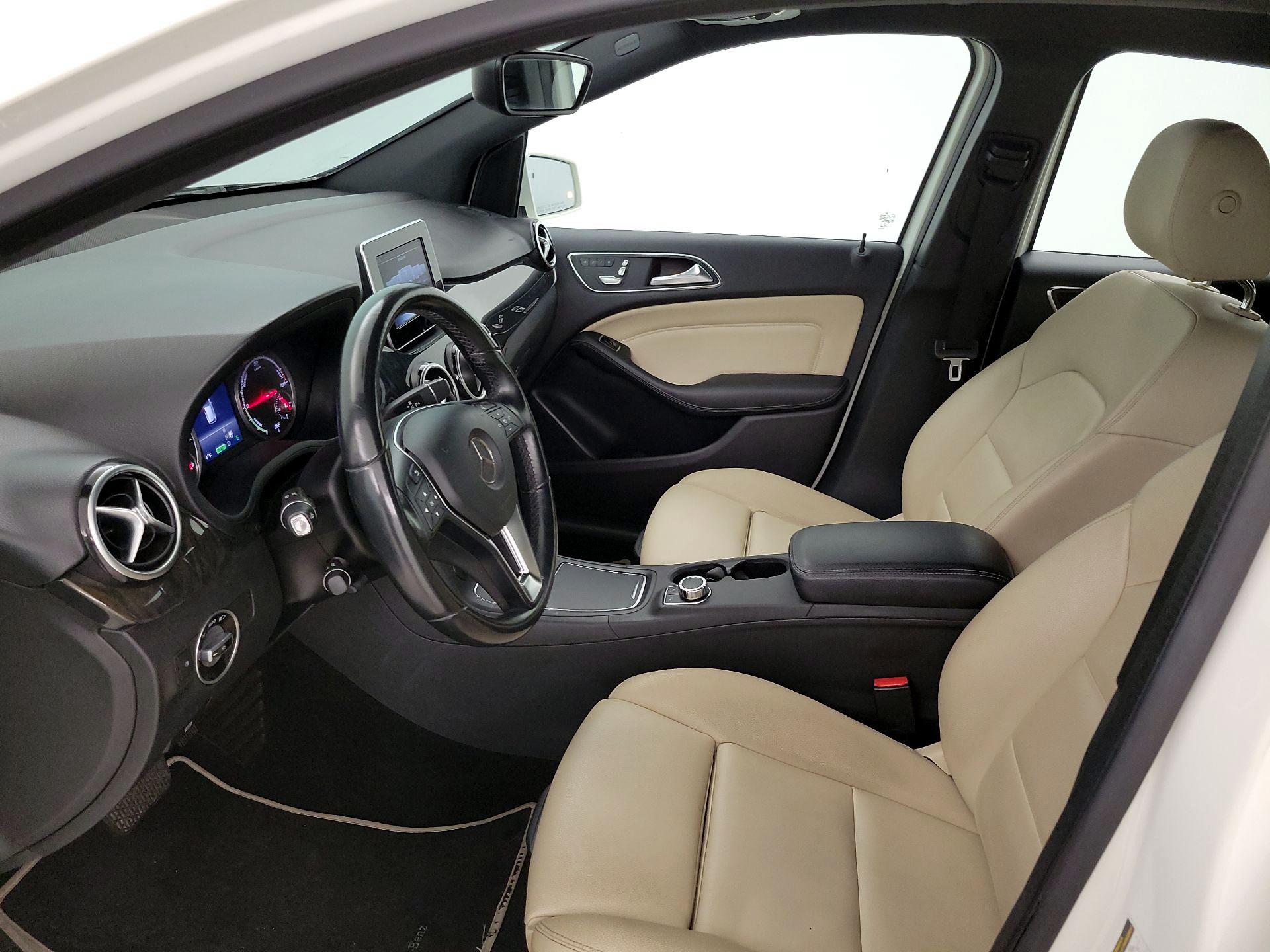 Thumbnail: 2017 Mercedes-Benz B-Class - 11