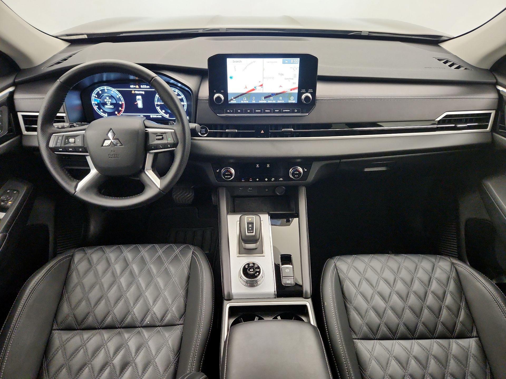 Thumbnail: 2024 Mitsubishi Outlander - 9