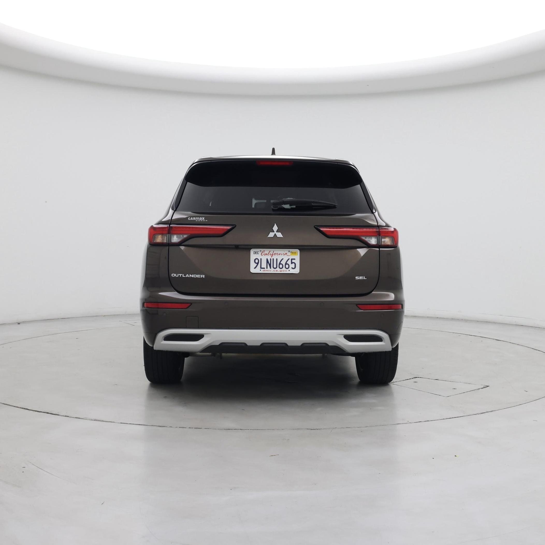 Thumbnail: 2024 Mitsubishi Outlander - 6