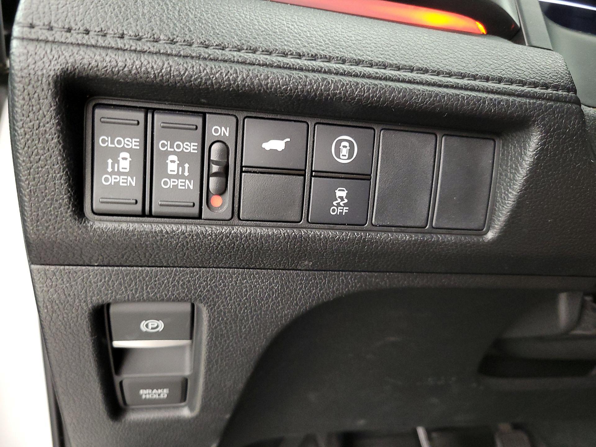 Thumbnail: 2024 Honda Odyssey - 13