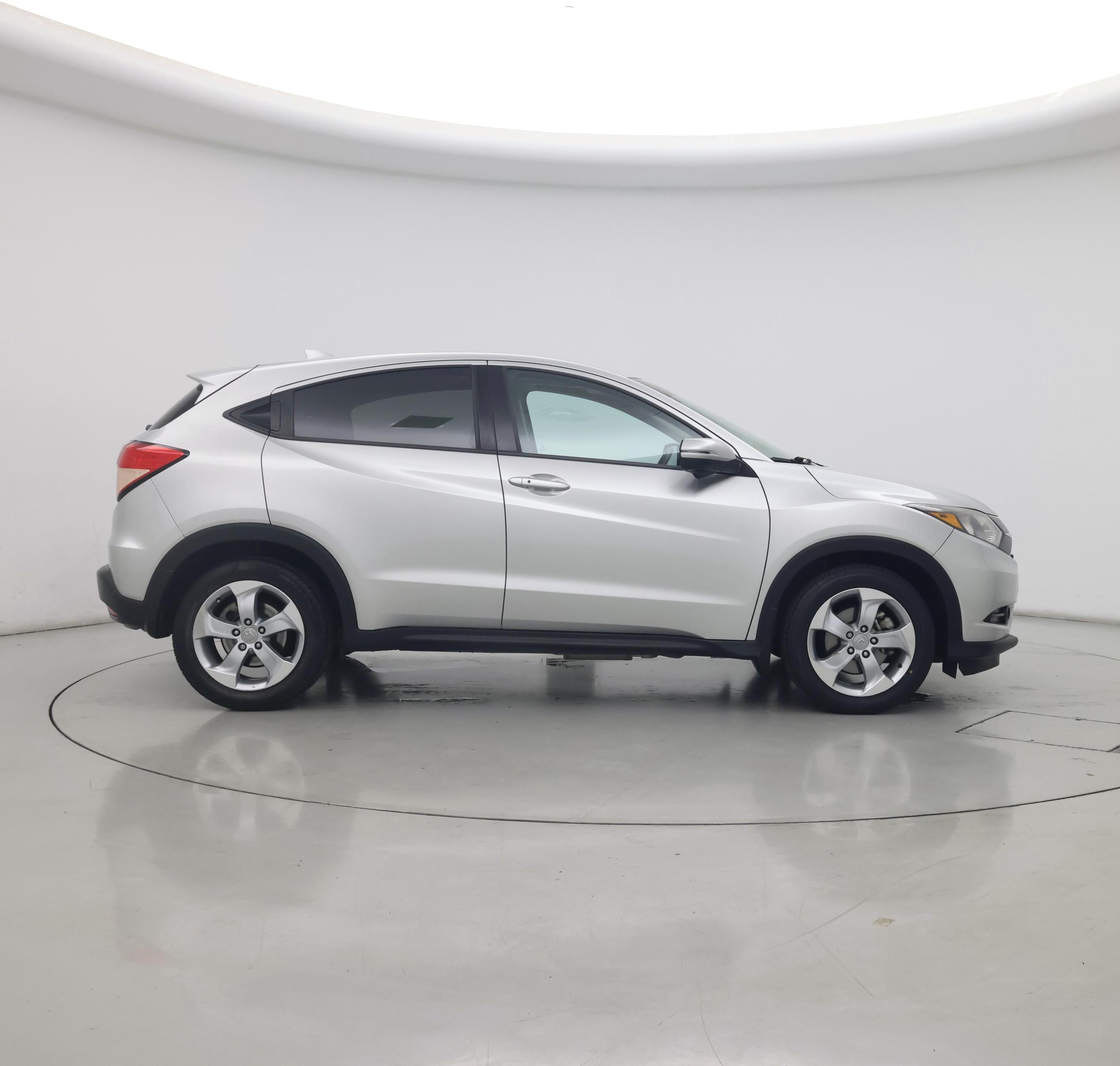 Thumbnail: 2016 Honda HR-V - 7