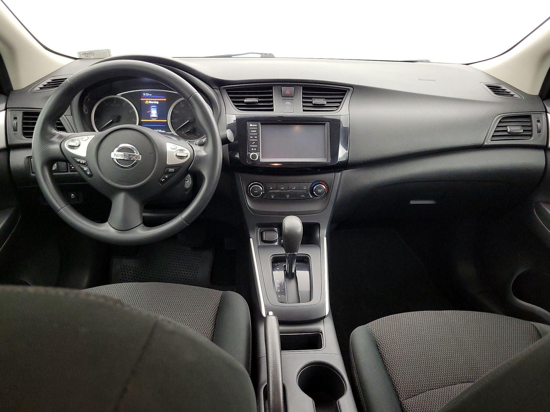 Thumbnail: 2019 Nissan Sentra - 9