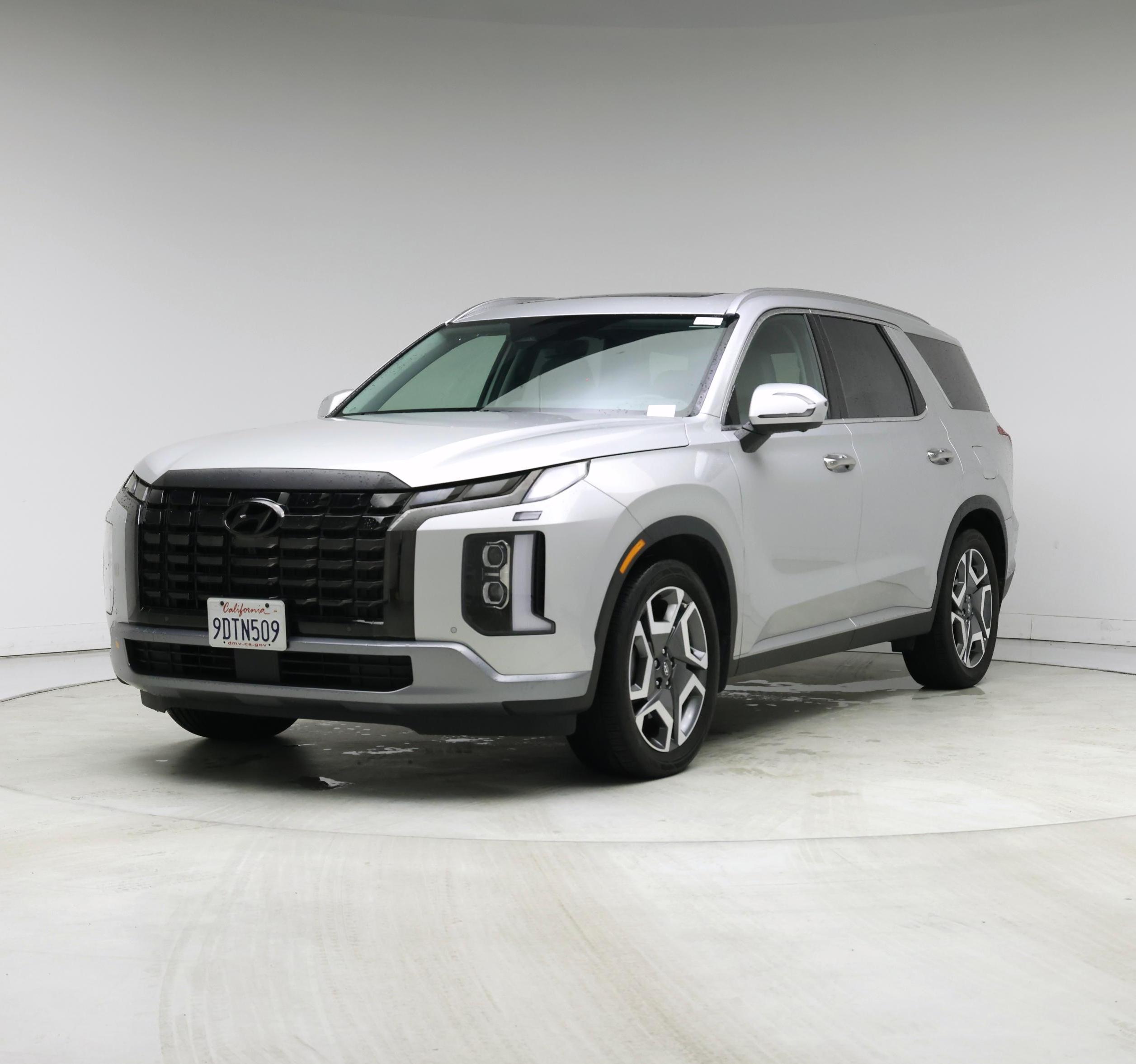 Thumbnail: 2023 Hyundai Palisade - 4