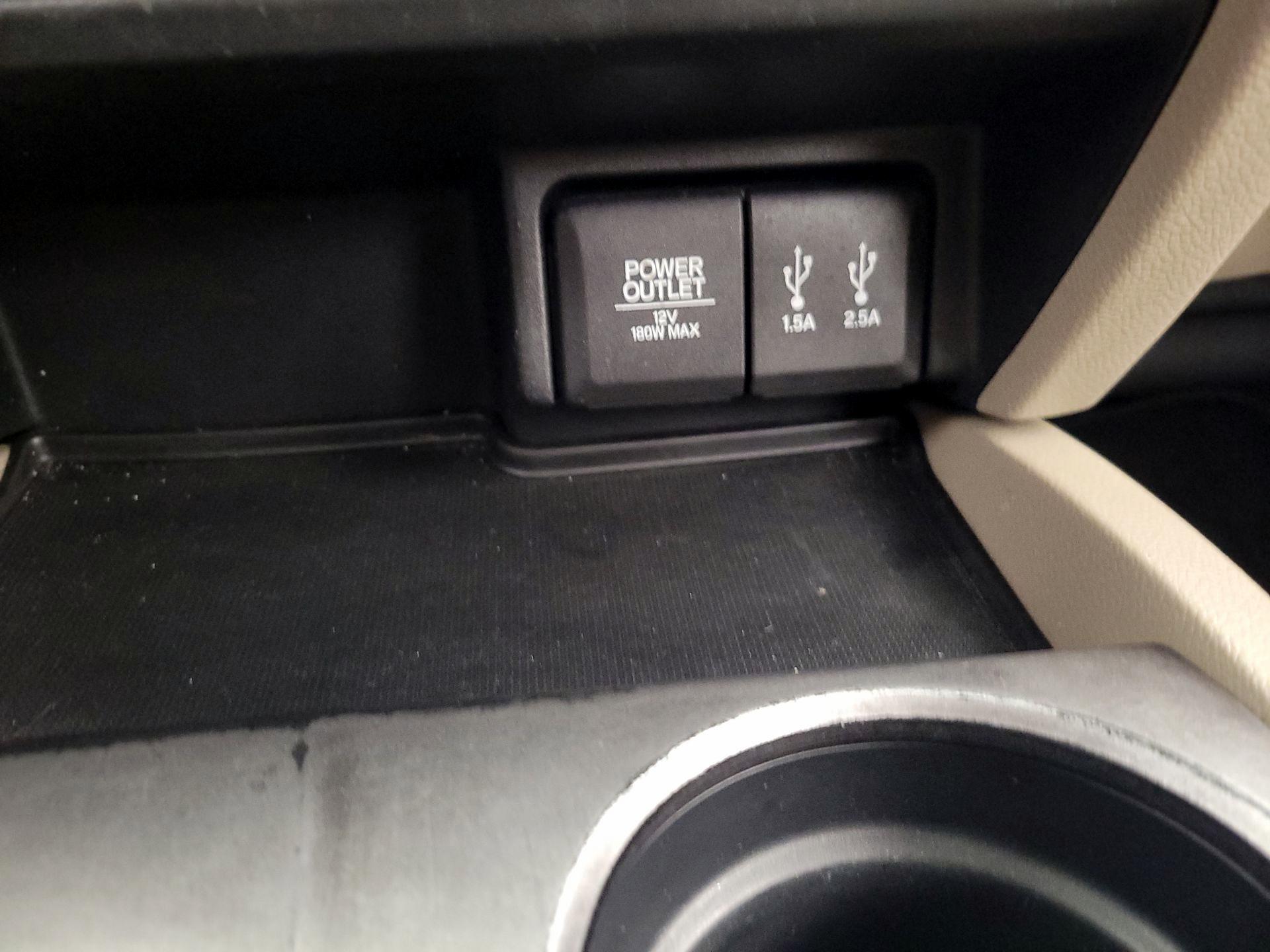 Thumbnail: 2016 Honda Pilot - 18