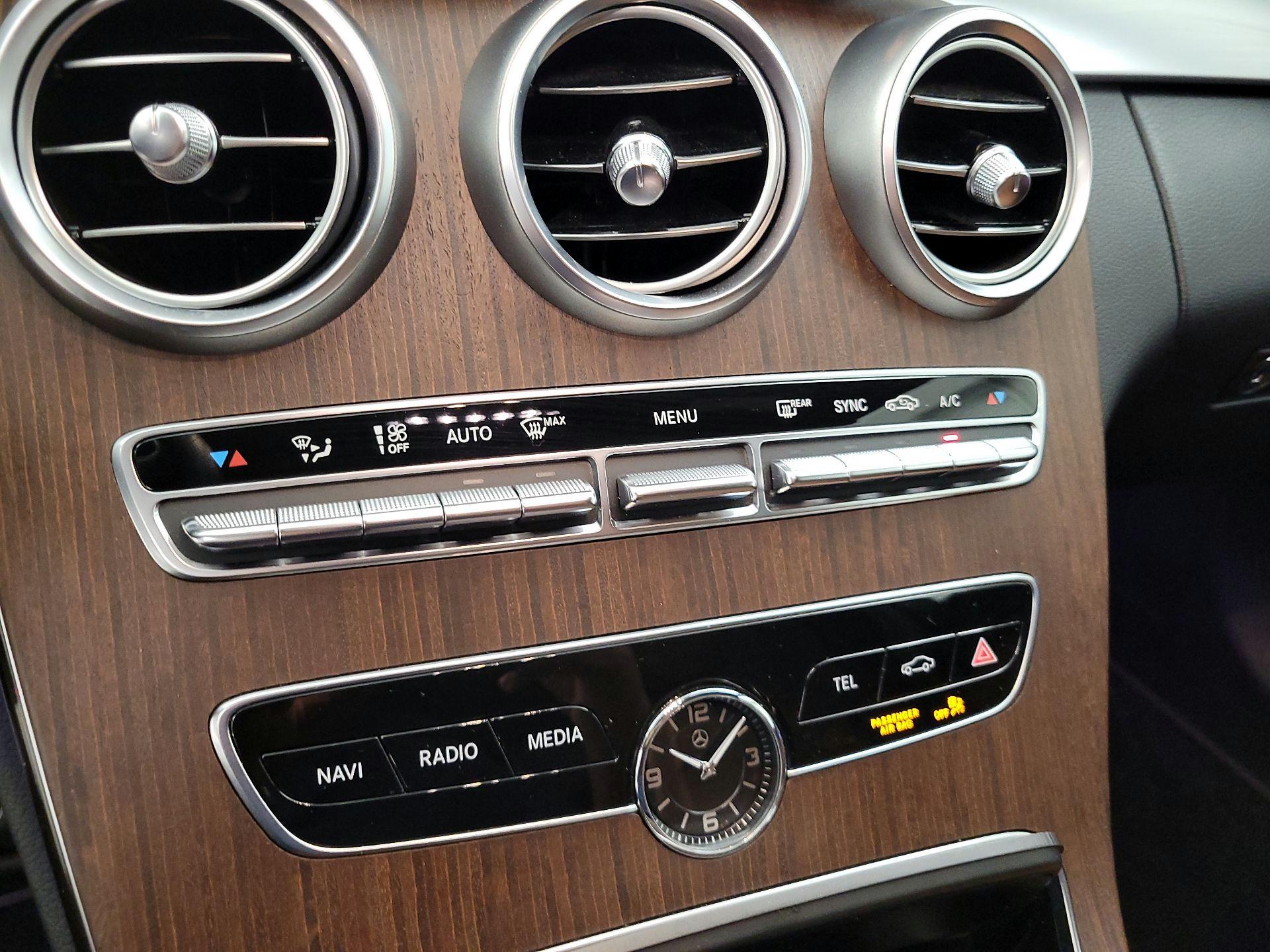Thumbnail: 2020 Mercedes-Benz C-Class - 15