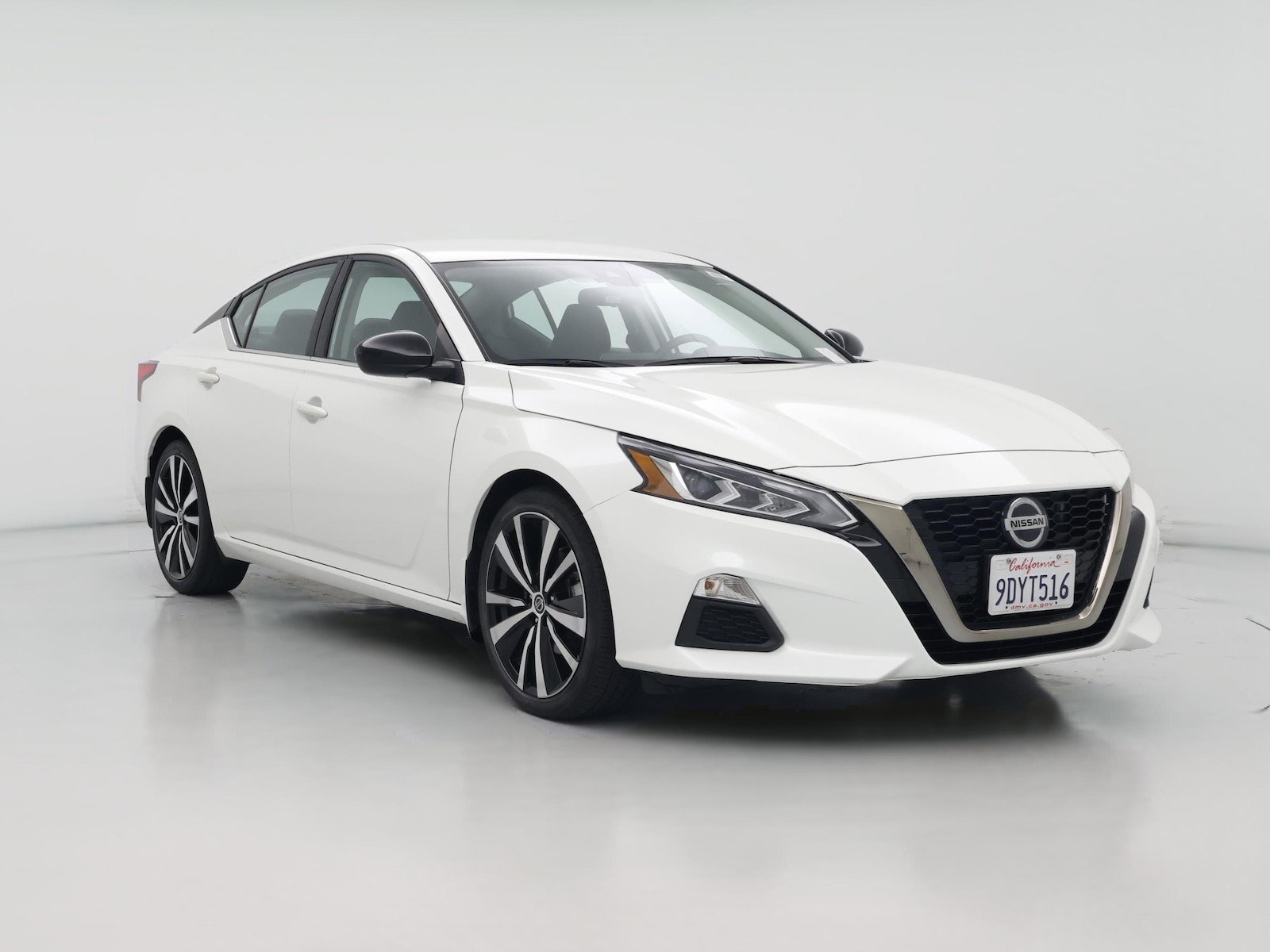 2022 Nissan Altima SR