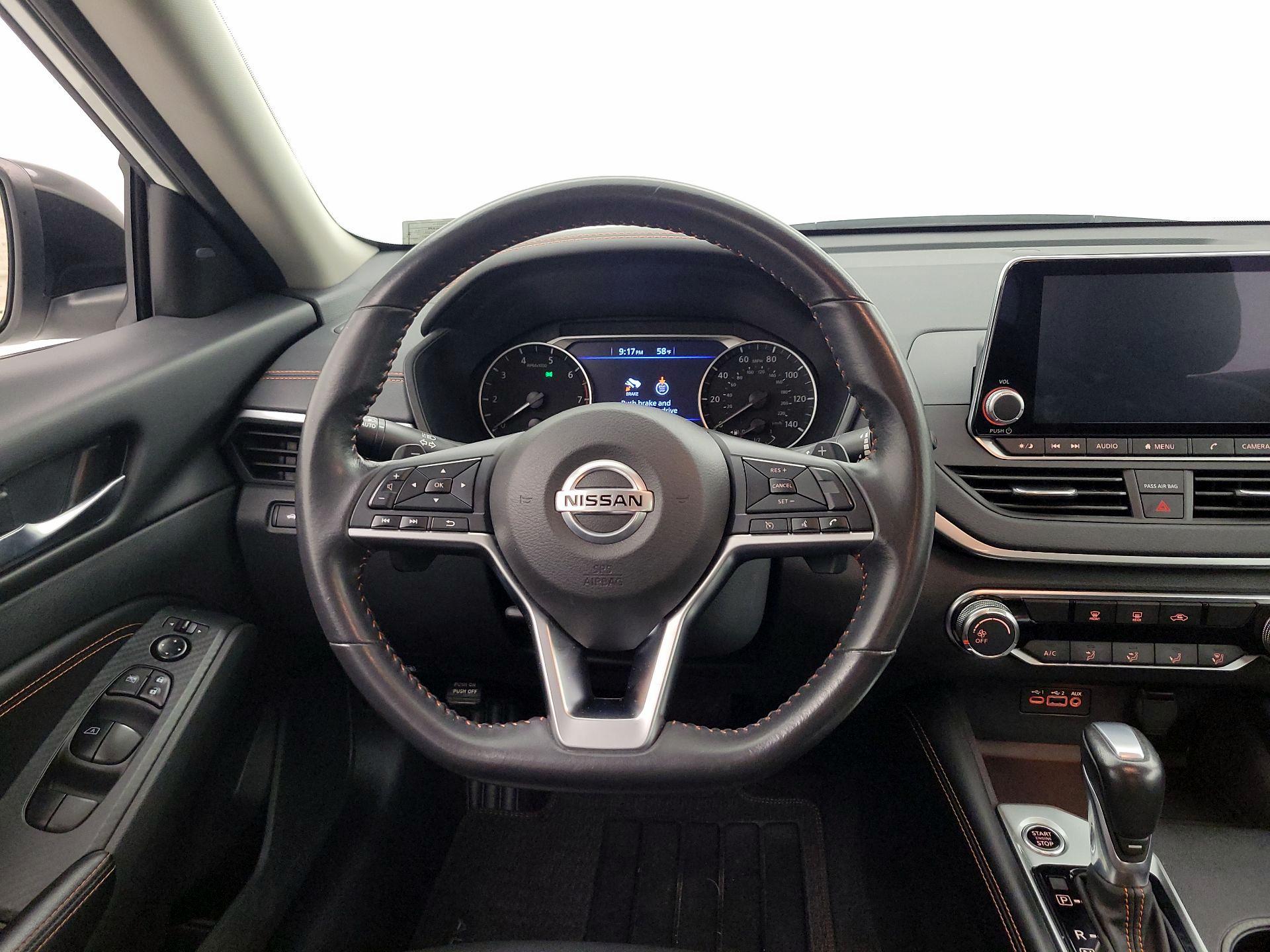 Thumbnail: 2022 Nissan Altima - 10