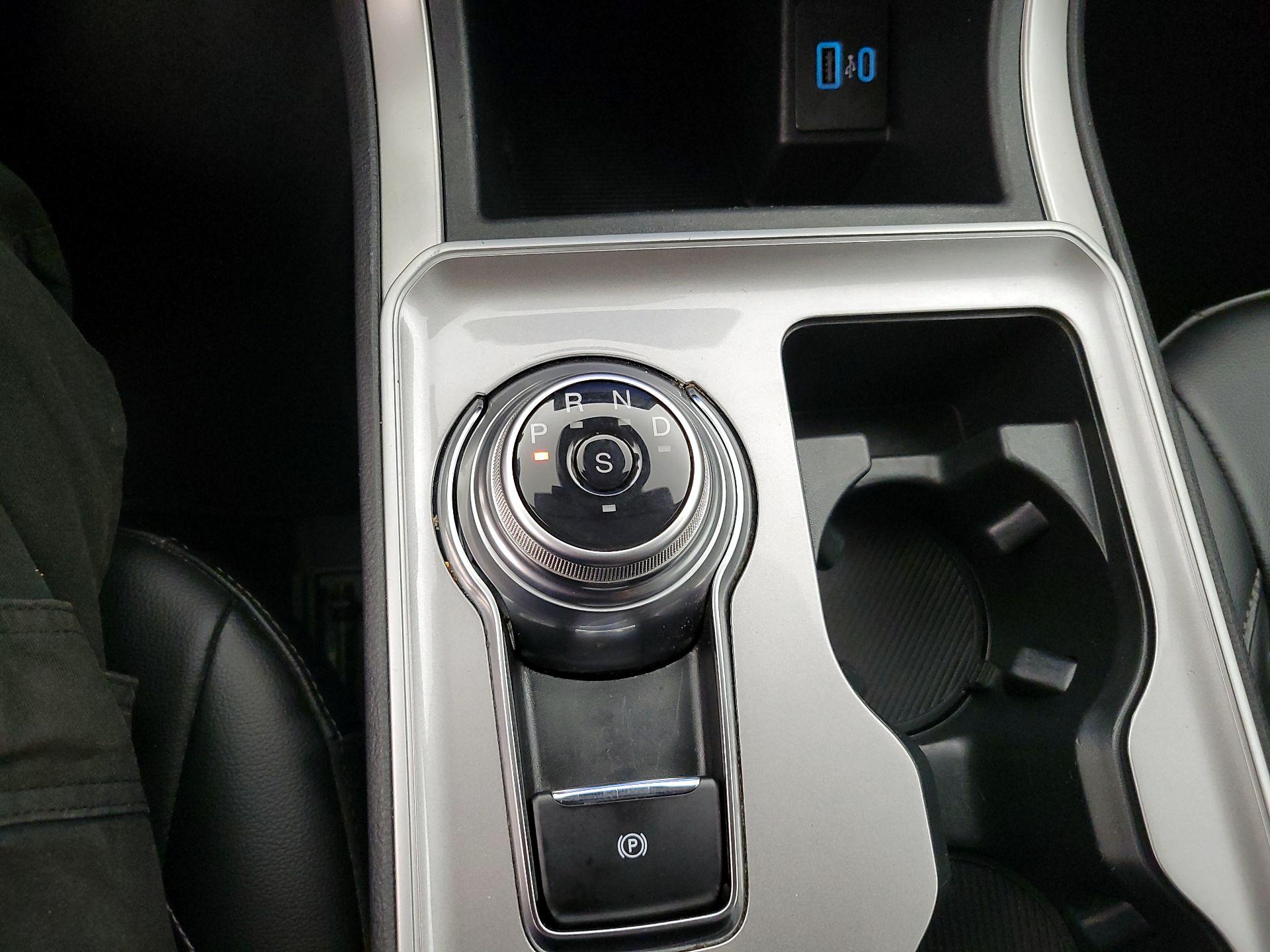 Thumbnail: 2024 Ford Edge - 16
