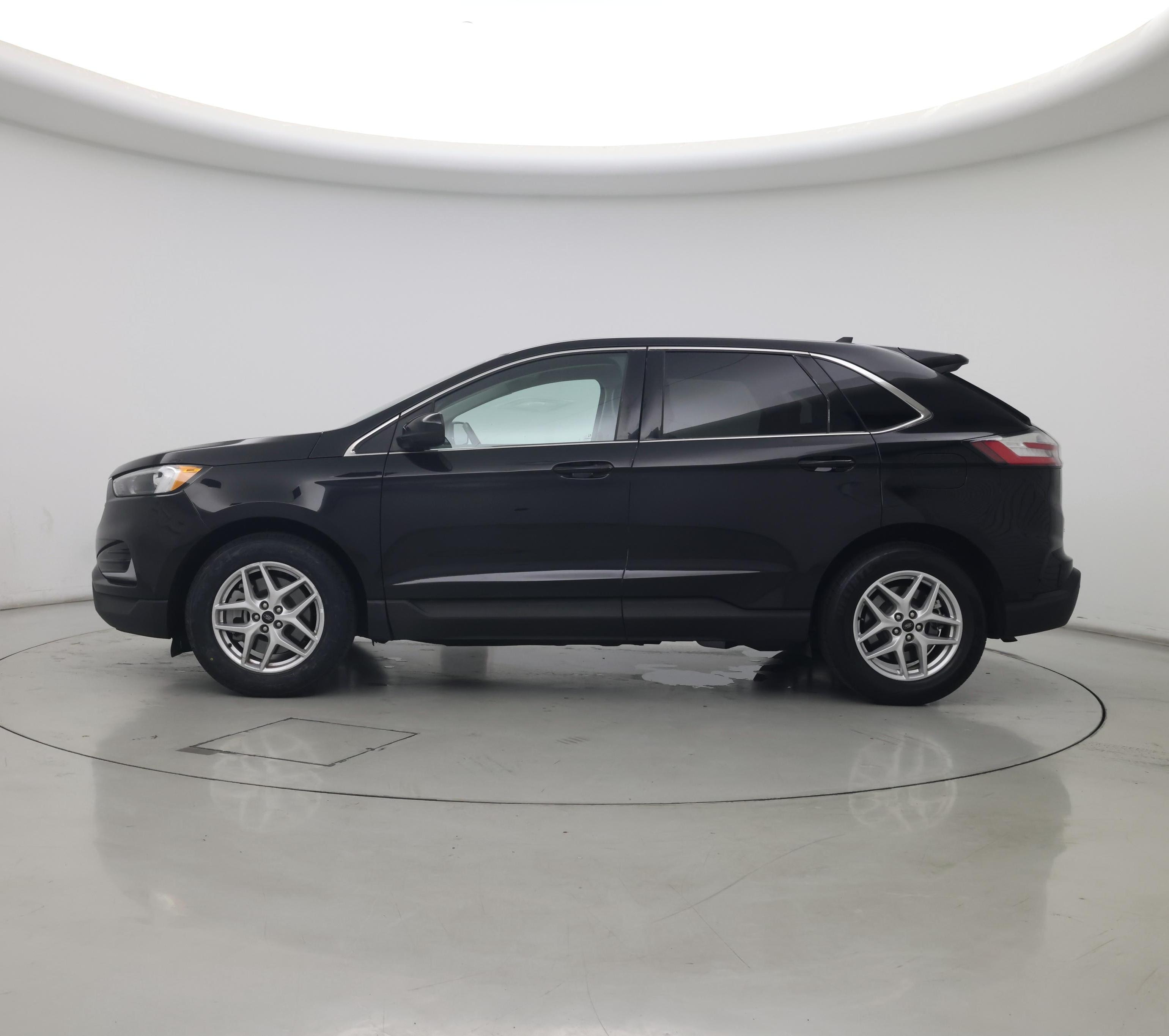 Thumbnail: 2024 Ford Edge - 3