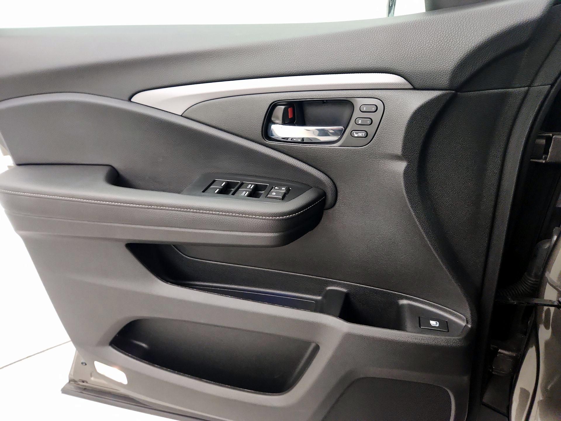 Thumbnail: 2022 Honda Ridgeline - 12