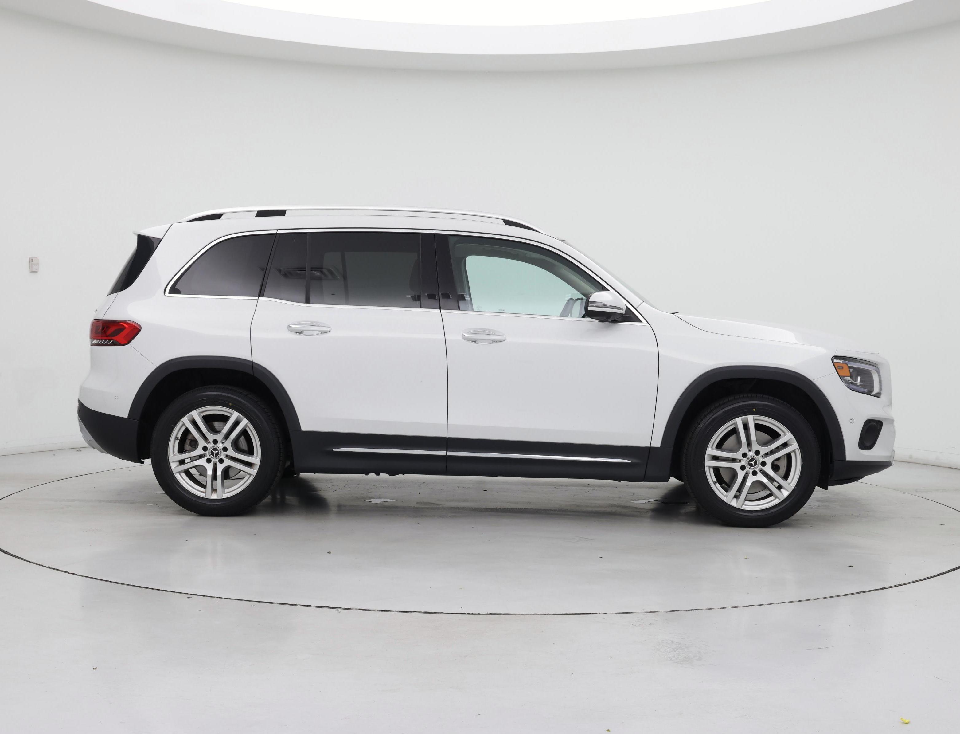 Thumbnail: 2021 Mercedes-Benz GLB - 7