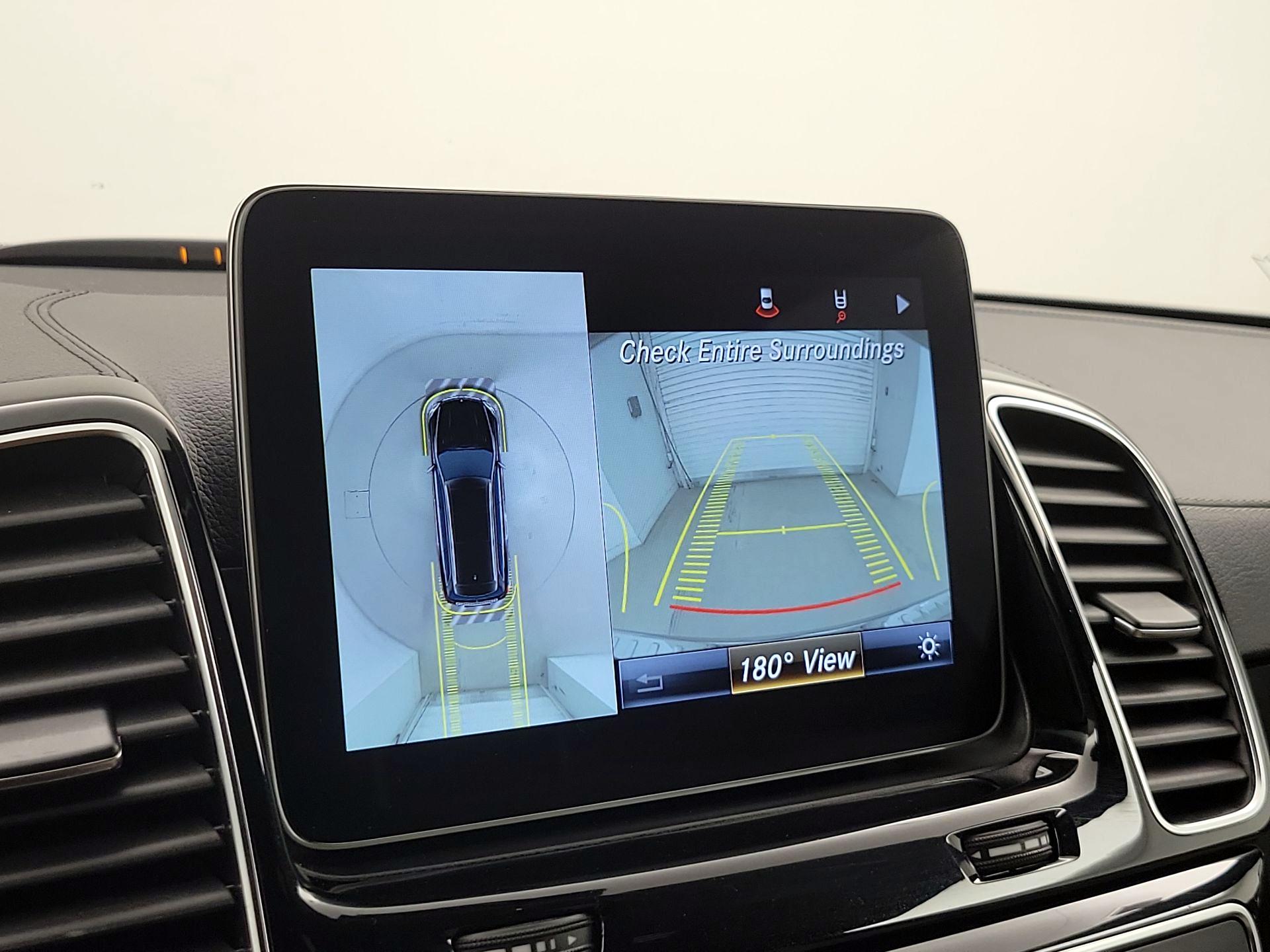 Thumbnail: 2018 Mercedes-Benz GLS - 15