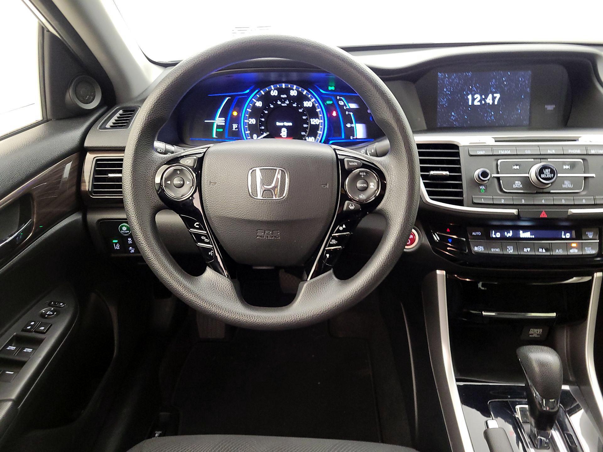 Thumbnail: 2017 Honda Accord - 10