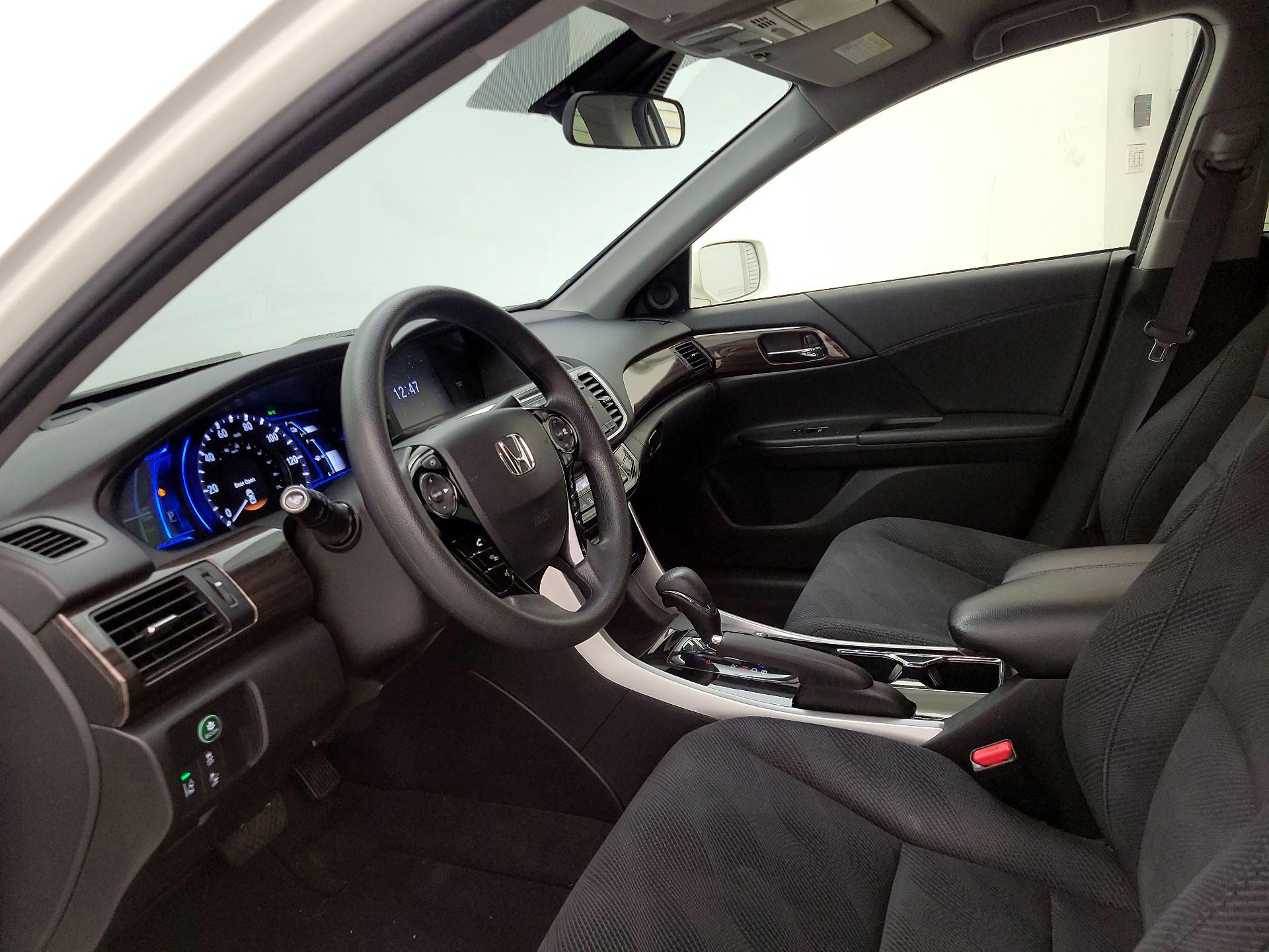 Thumbnail: 2017 Honda Accord - 11
