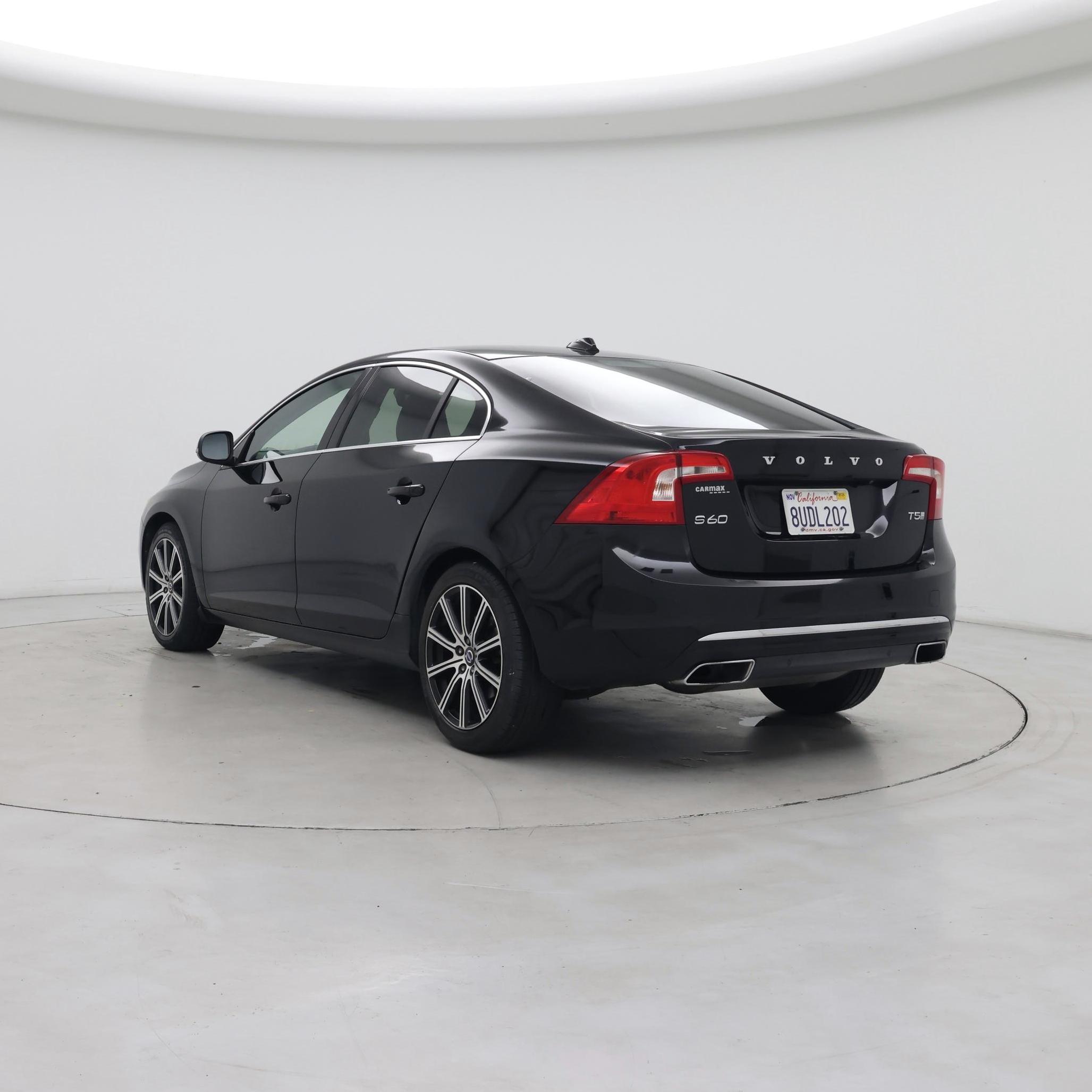 Thumbnail: 2017 Volvo S60 - 2