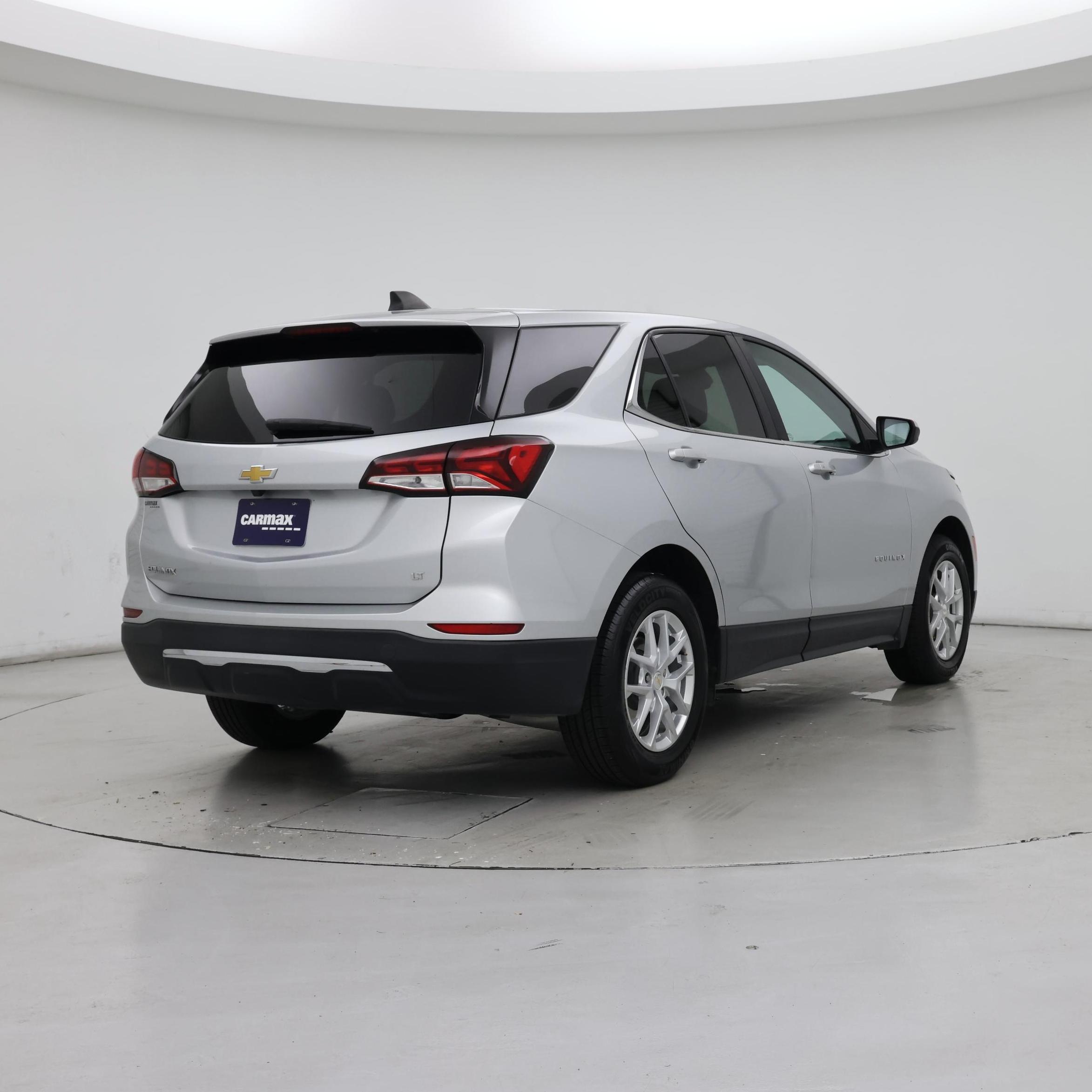 Thumbnail: 2022 Chevrolet Equinox - 8