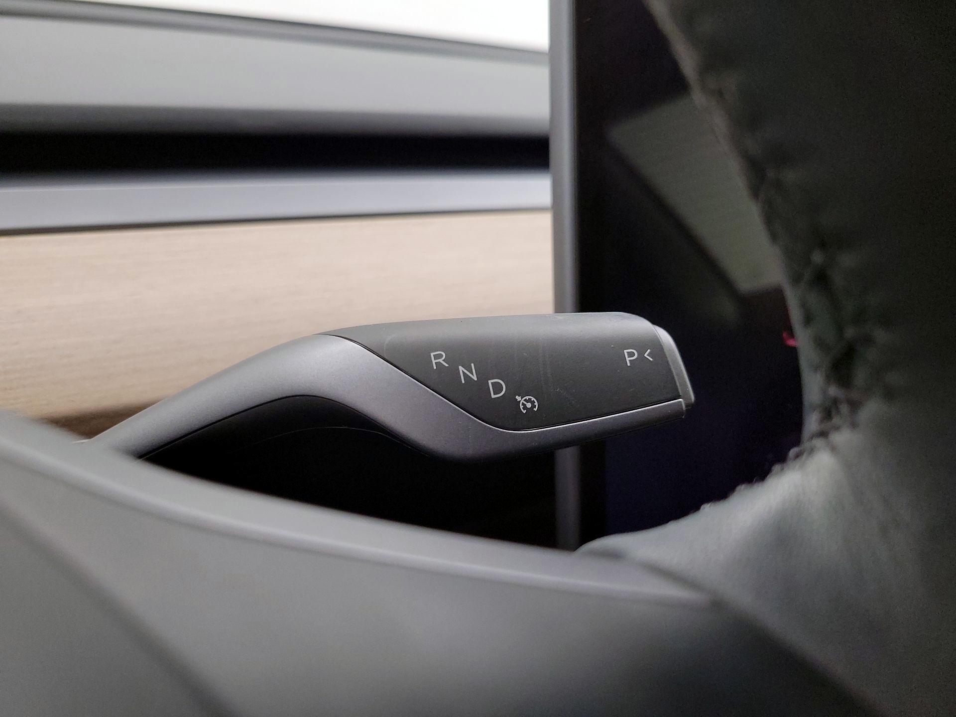 Thumbnail: 2023 Tesla Model 3 - 17